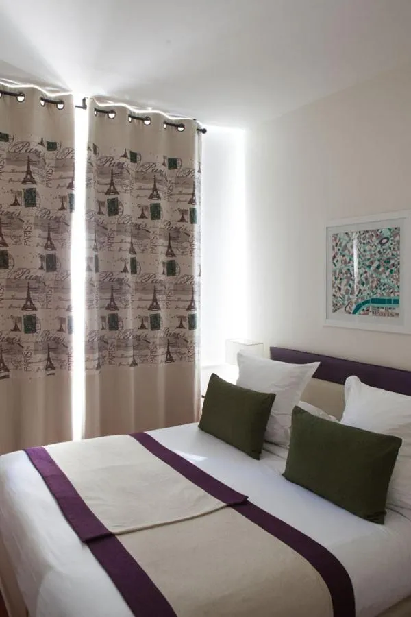 Bedroom, Bed in Hotel La Manufacture