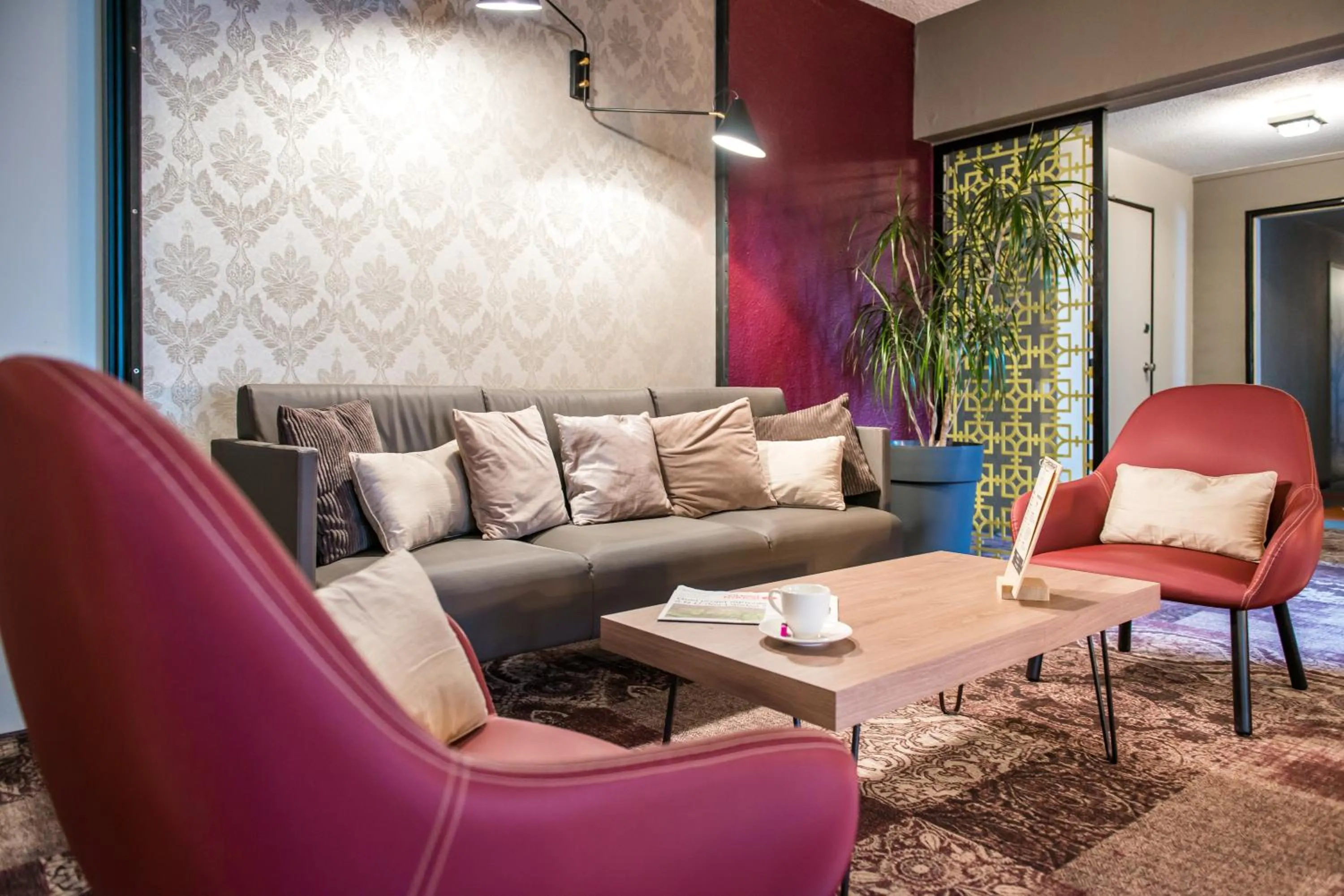 Living room in Brit Hotel Brest Le Relecq Kerhuon