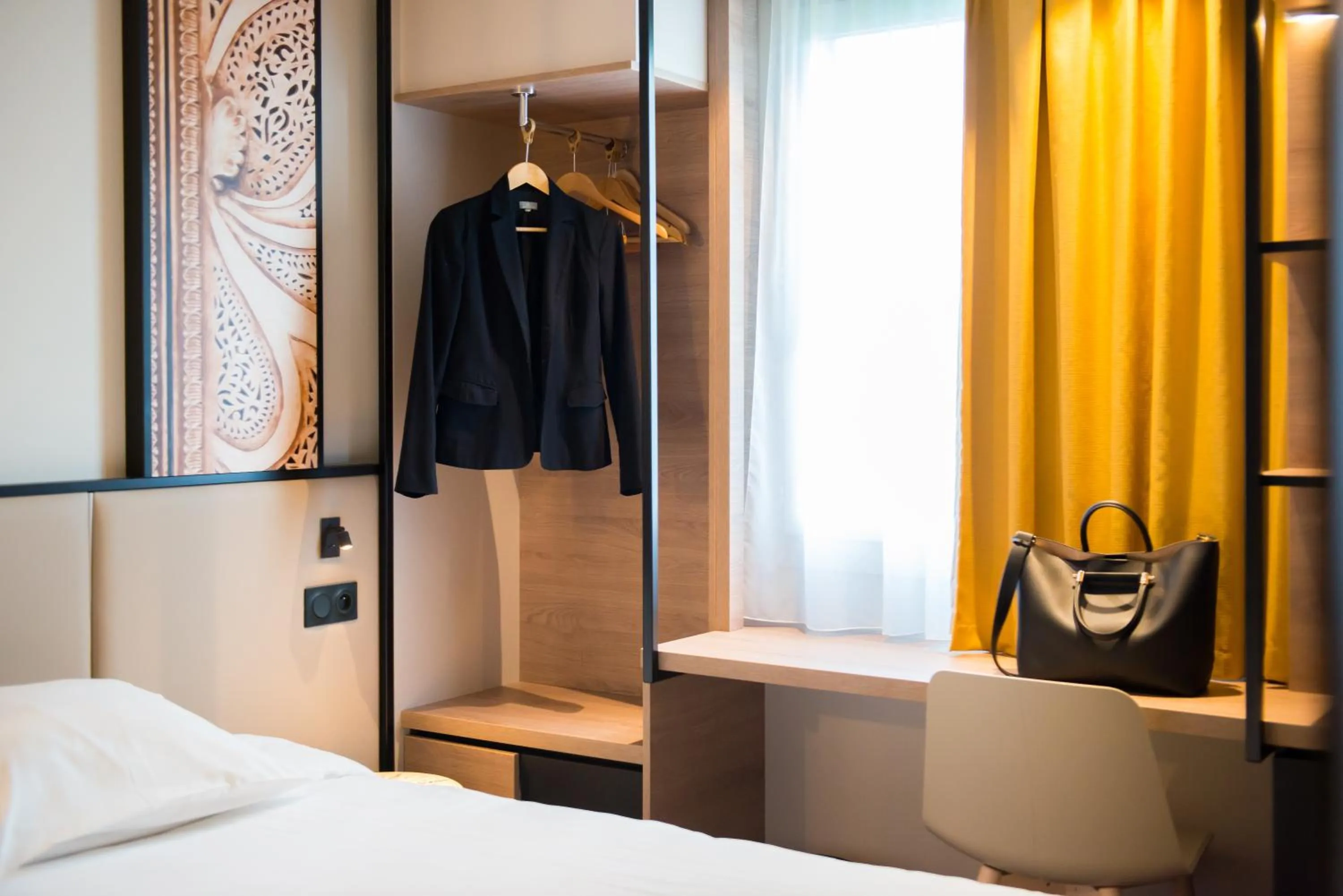 Bedroom, Bed in Brit Hotel Brest Le Relecq Kerhuon