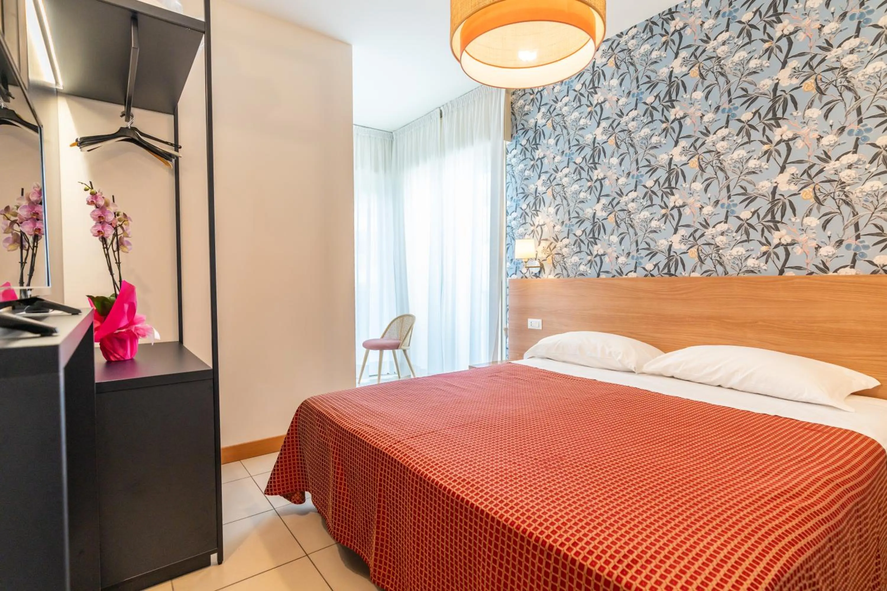 Bed in Hotel Majorca sul Mare in centro a Riccione con Area Fitness
