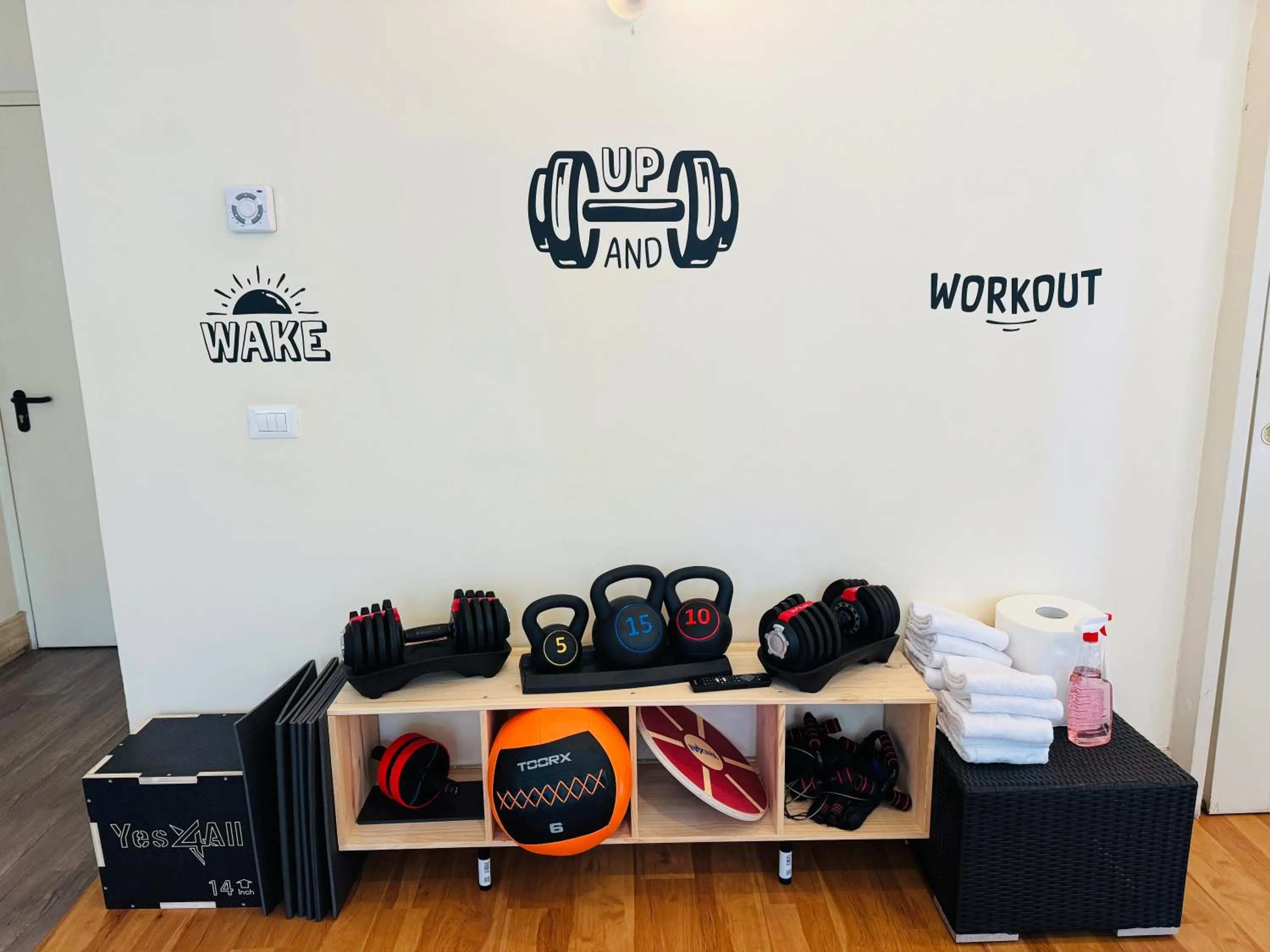 Fitness centre/facilities in Hotel Majorca sul Mare in centro a Riccione con Area Fitness