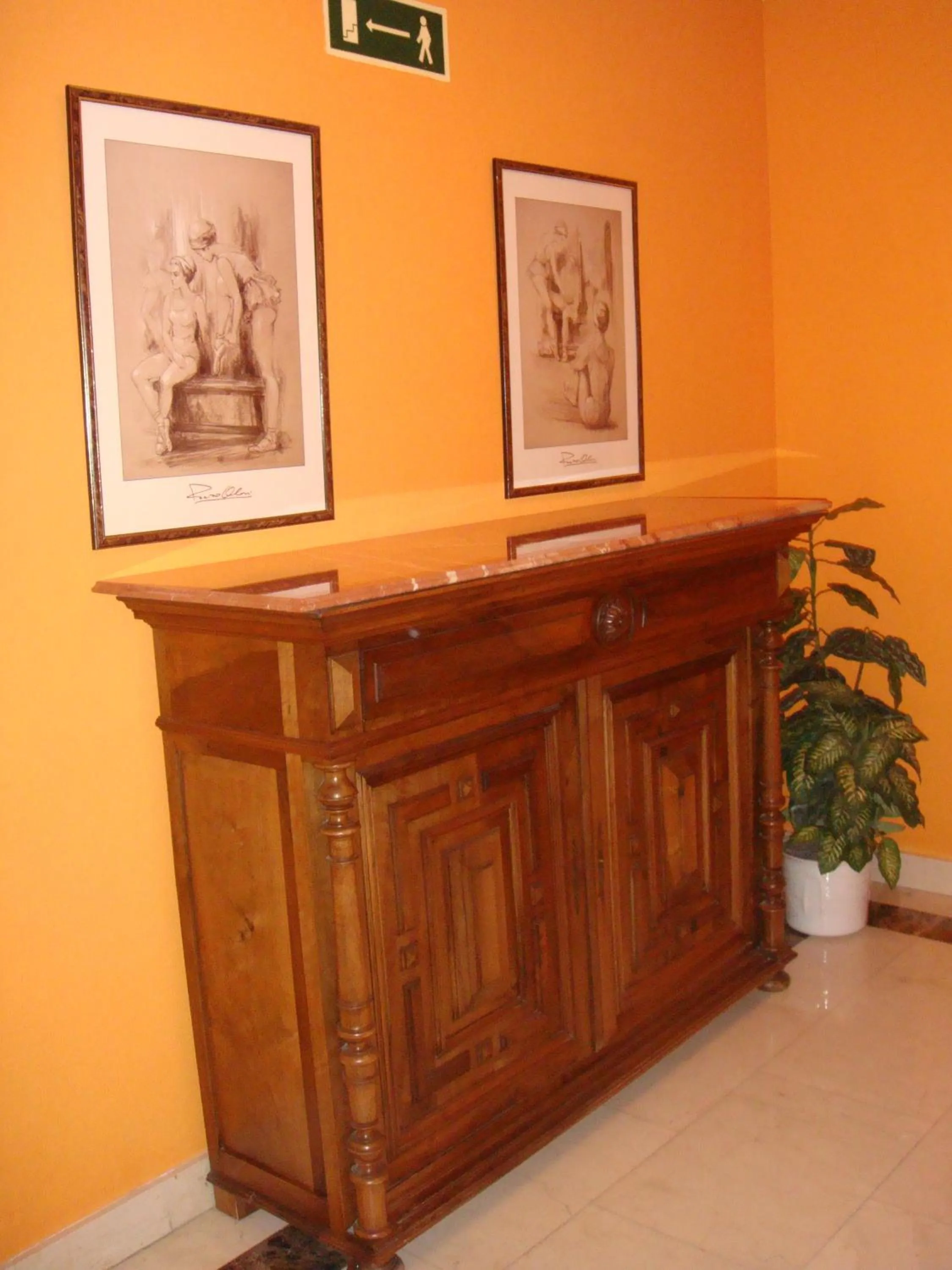 Decorative detail in Hostal Serpol