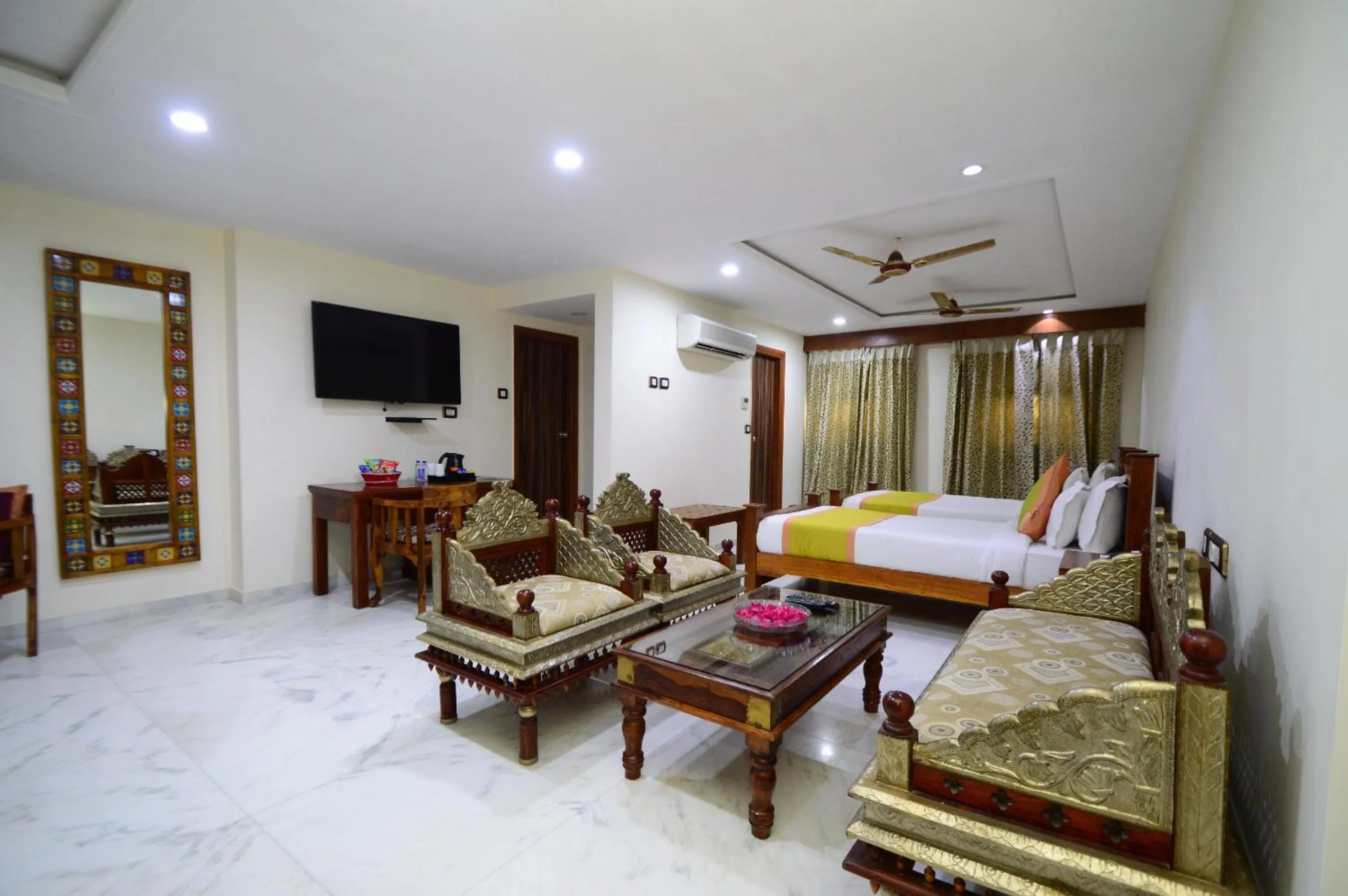 Bed in Lilypool - The Heritage Jalmahal