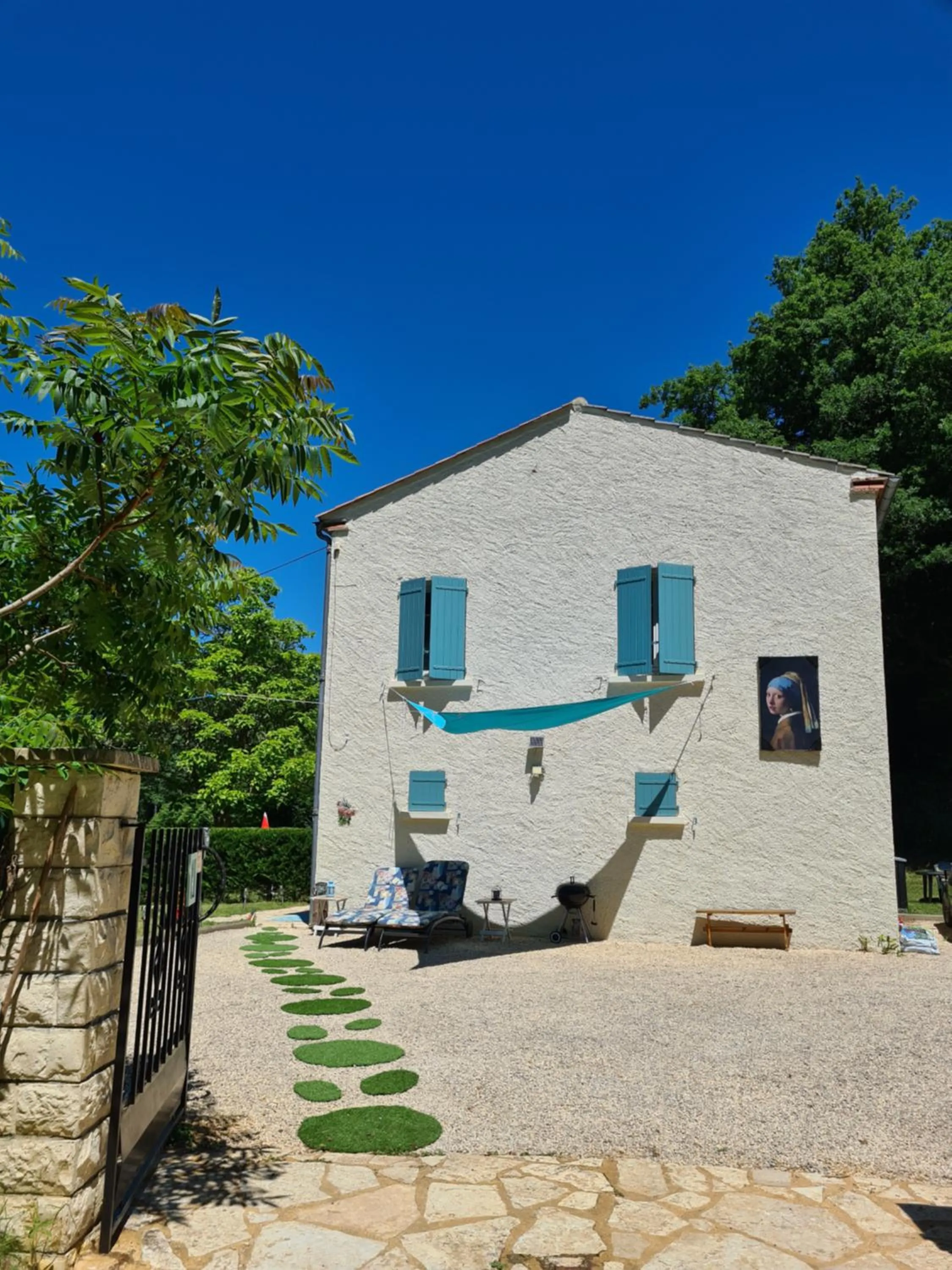 Property building in La Perle De Frayssinet-Le-Gélat - Chambre d'Hôtes - B&B