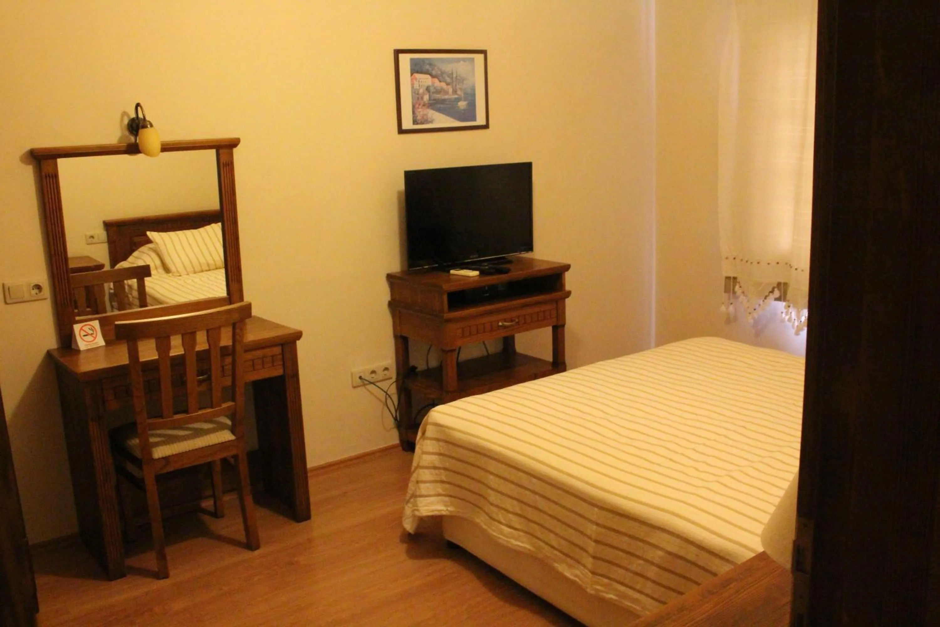 Bedroom, Bed in Nirvana Hotel