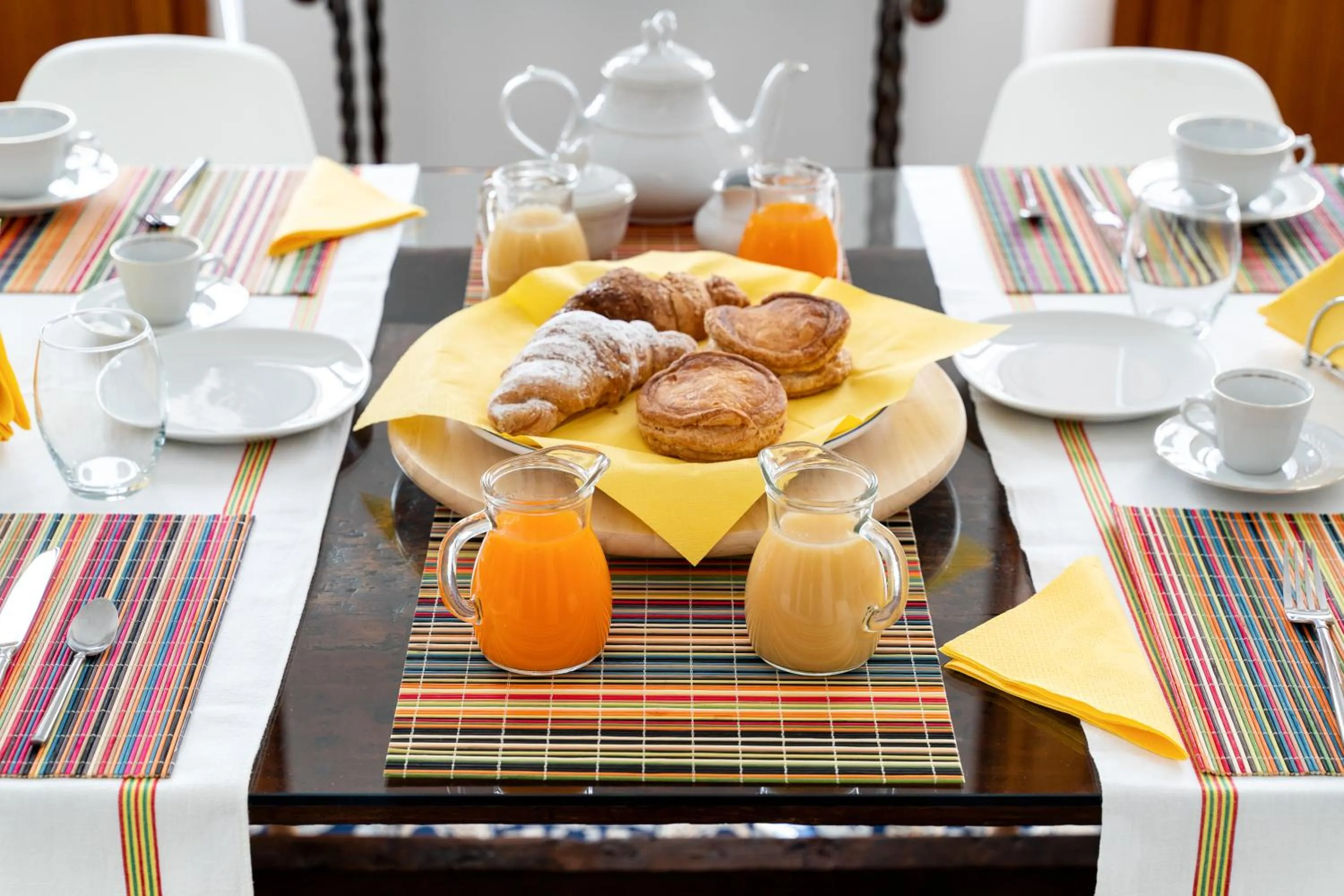 Food and drinks in Marcus Suite