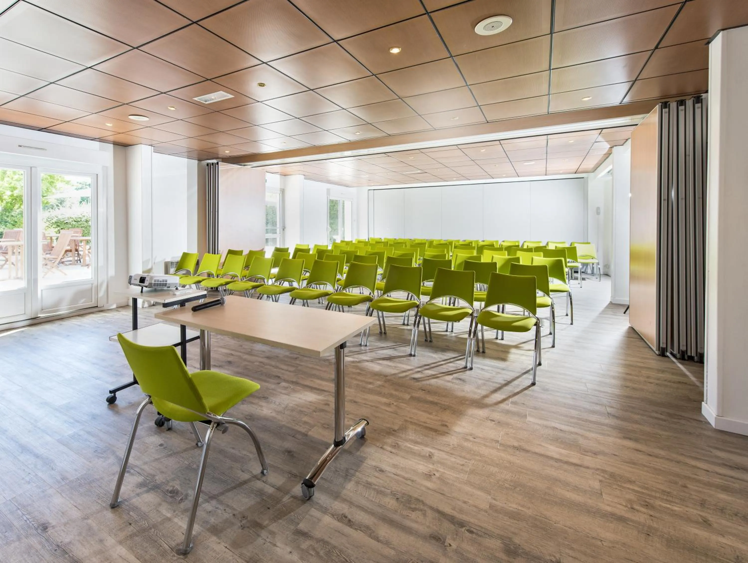 Day in Kyriad Tours - Joué-Lès-Tours