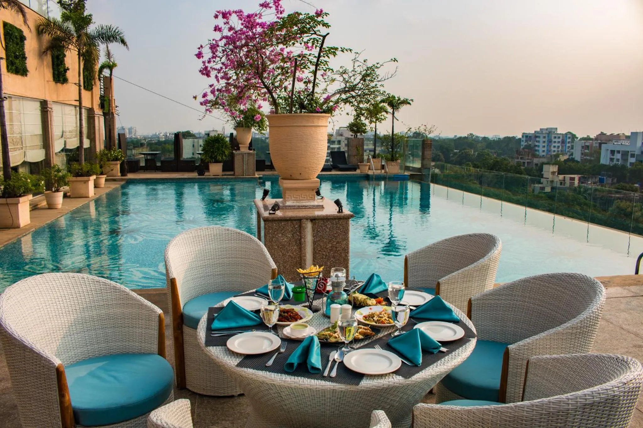 Food in The Nagpur Ashok