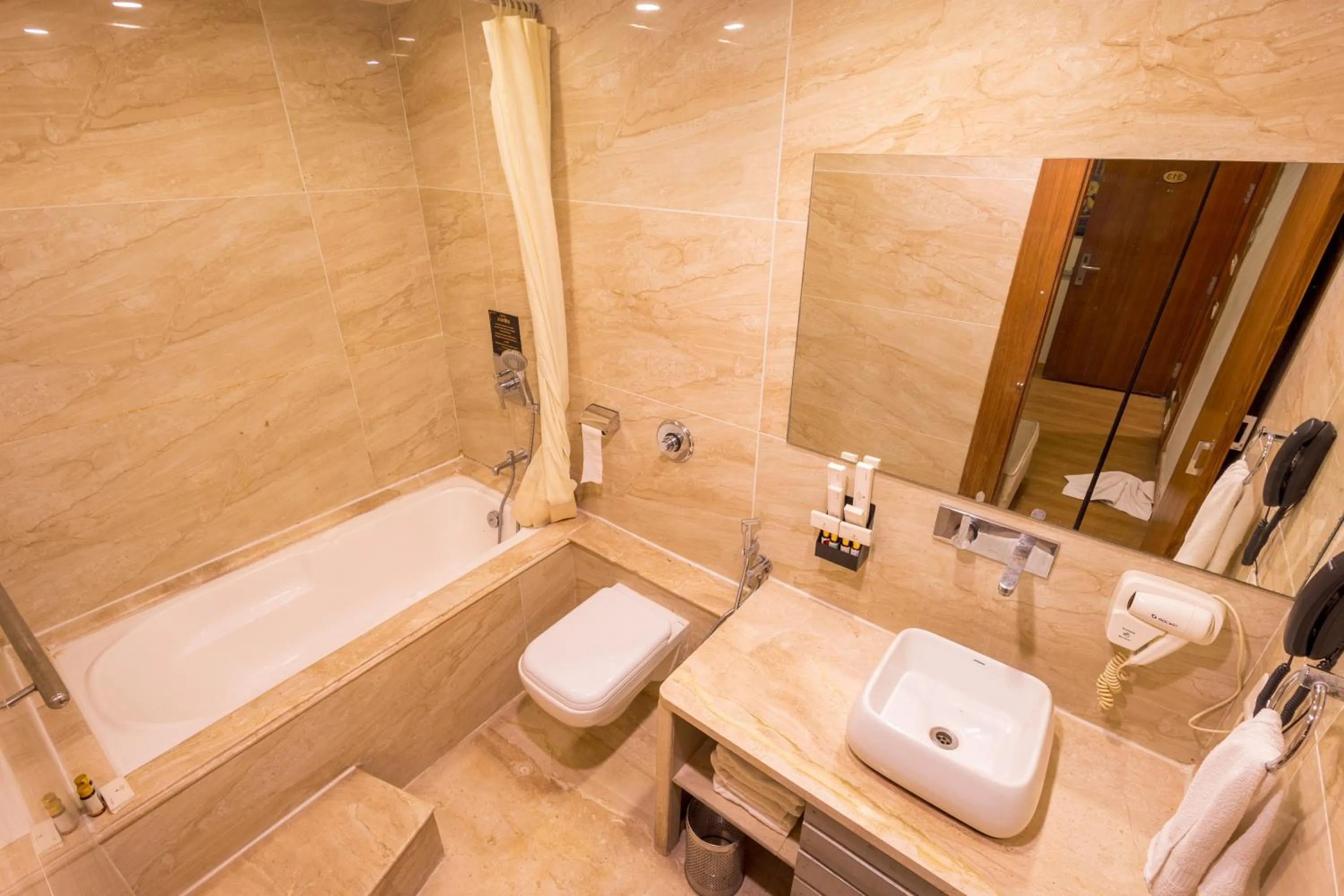 Shower in The Nagpur Ashok