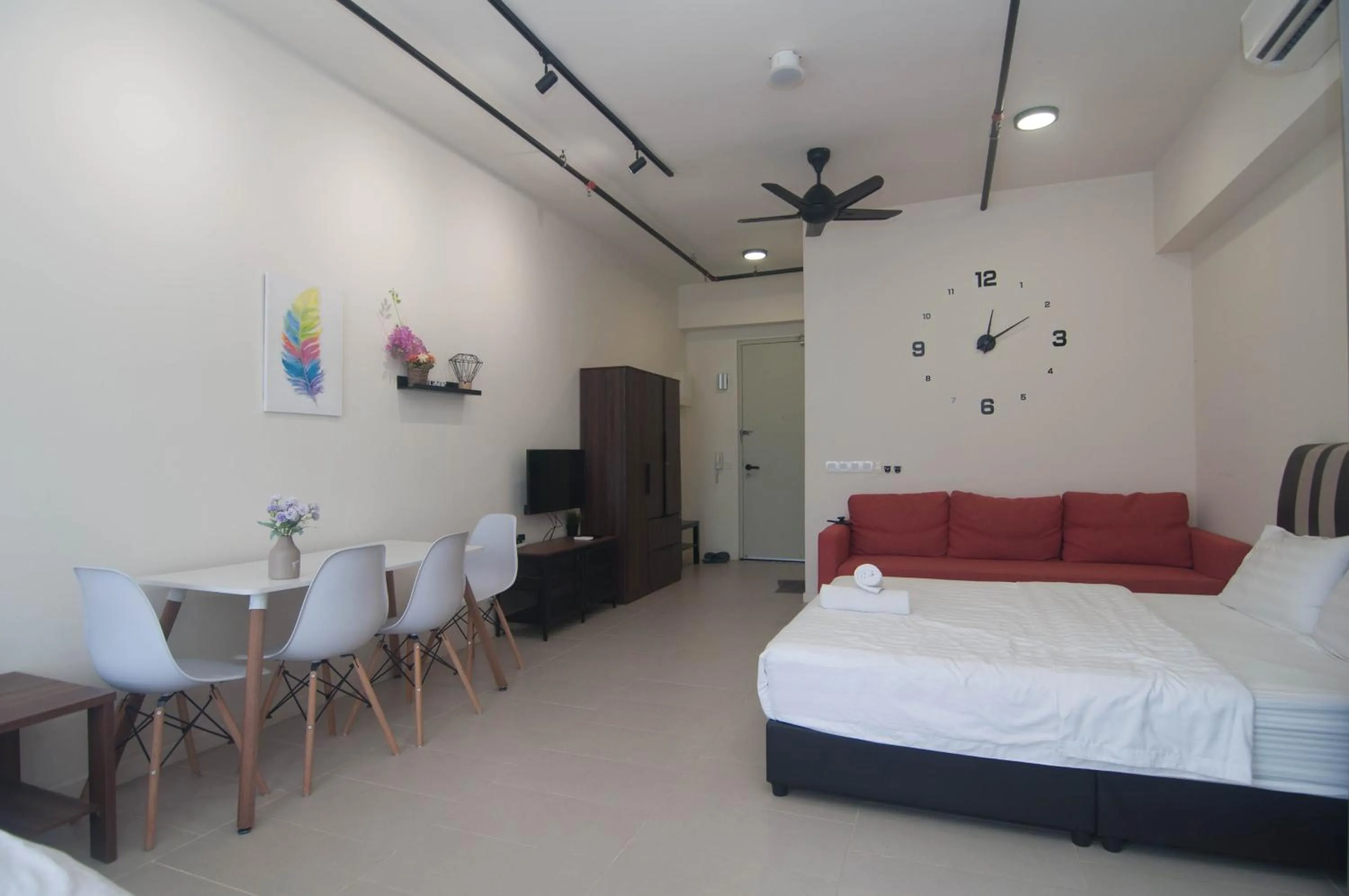 Bed in Tamarind Square Cyberjaya By IdealHub