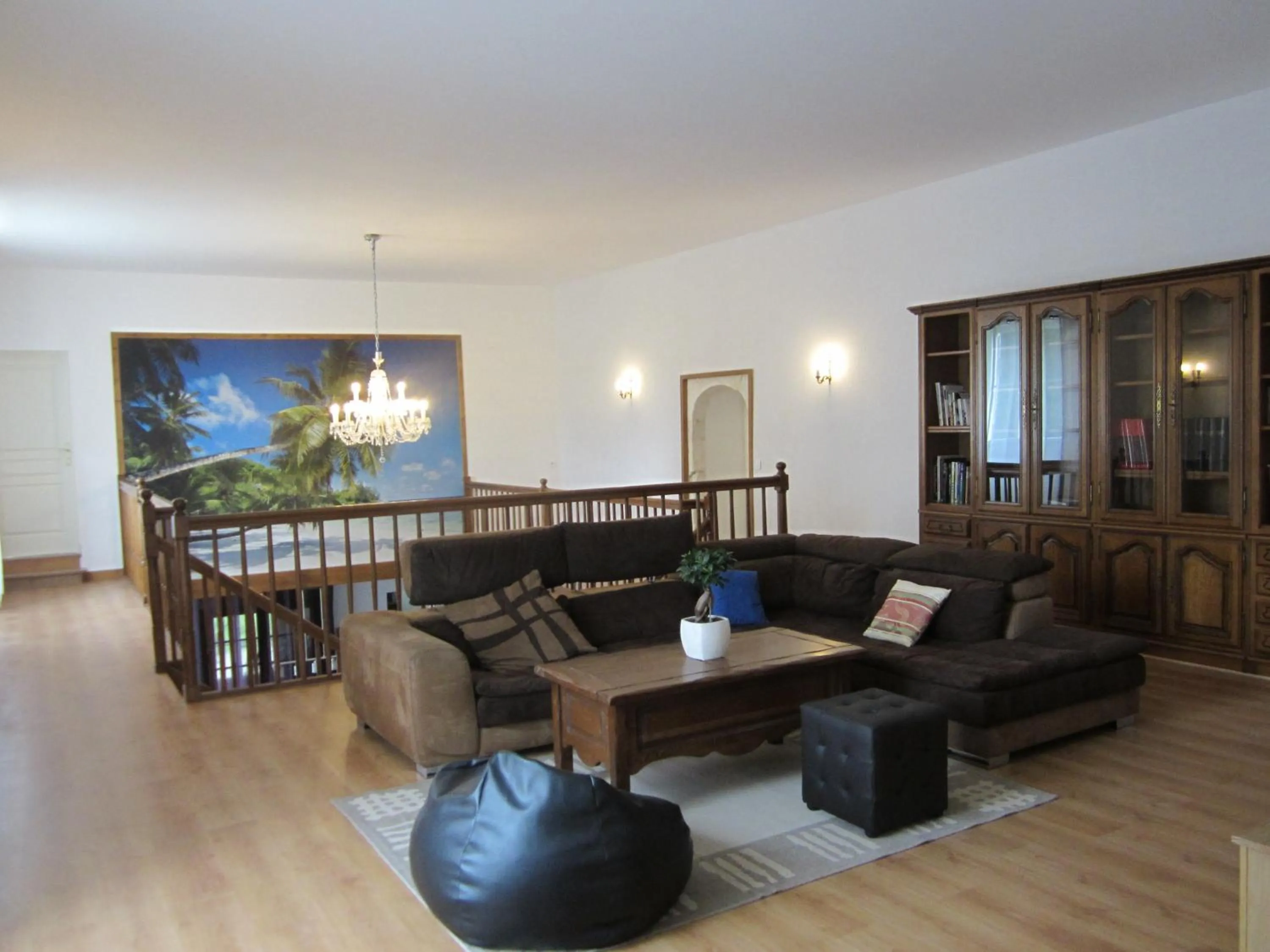 Communal lounge/ TV room in Maison d'Hôtes Le Cadran Solaire