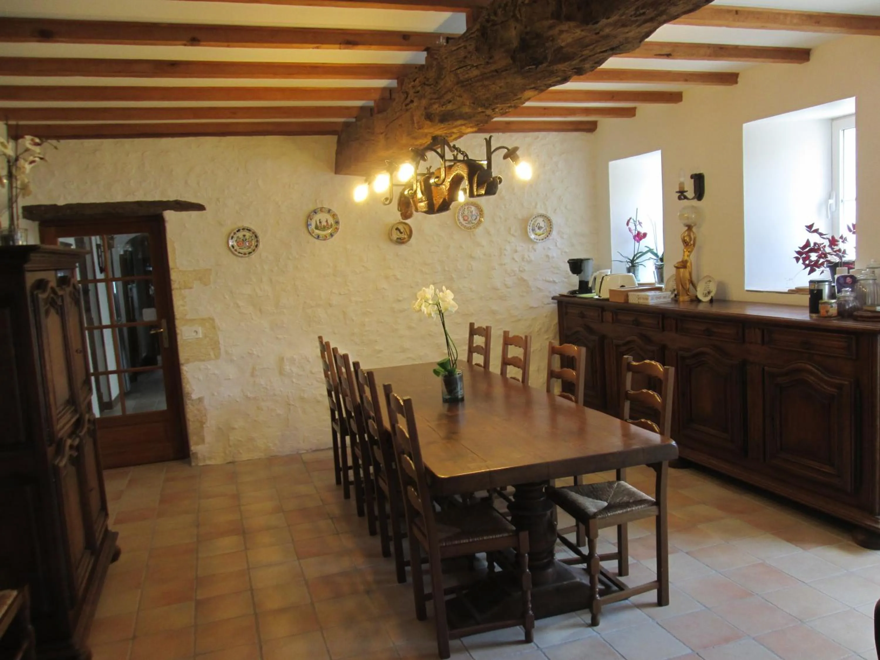 Dining area in Maison d'Hôtes Le Cadran Solaire