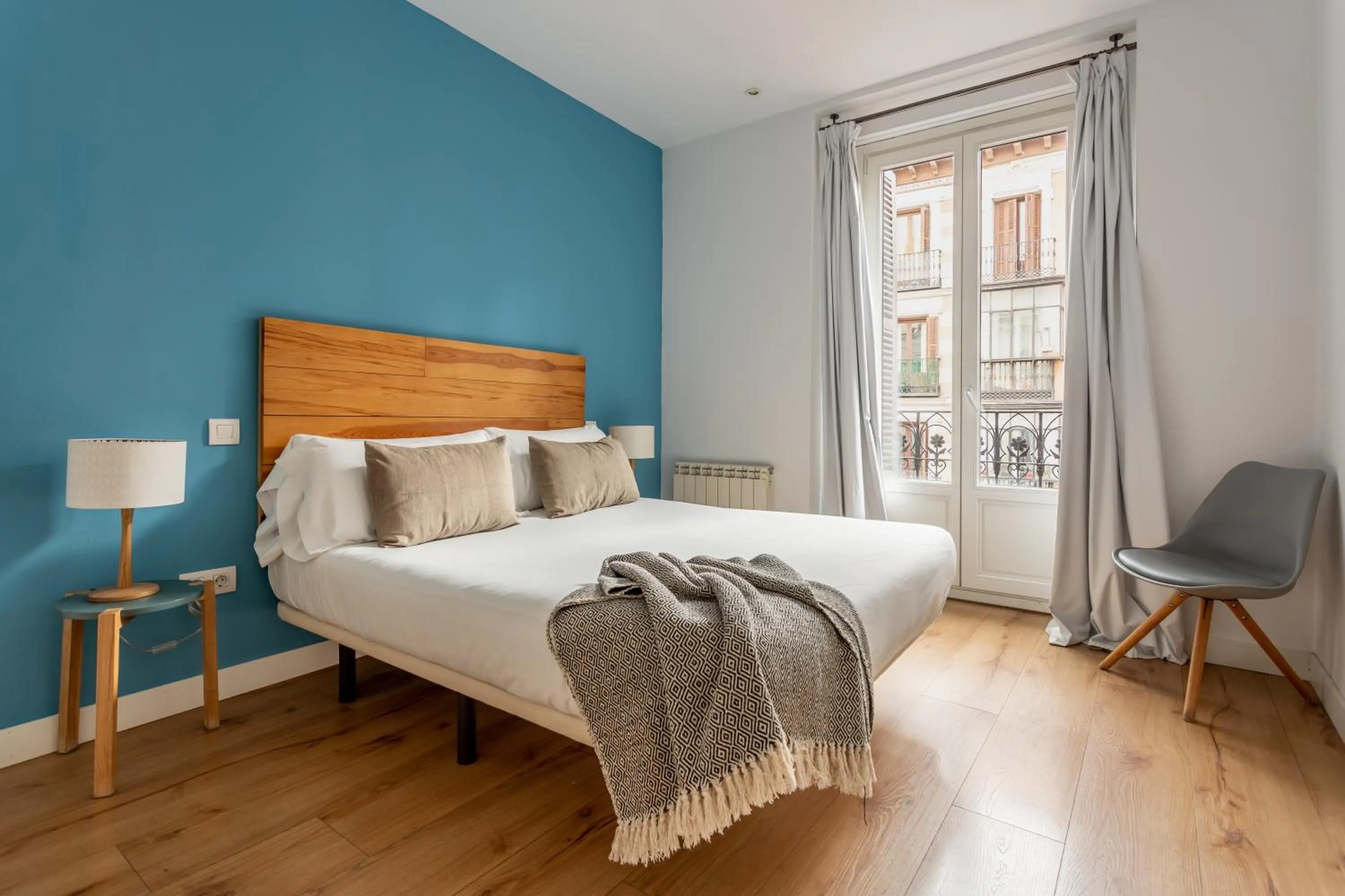 Bed in Aspasios Calle Mayor Apartments