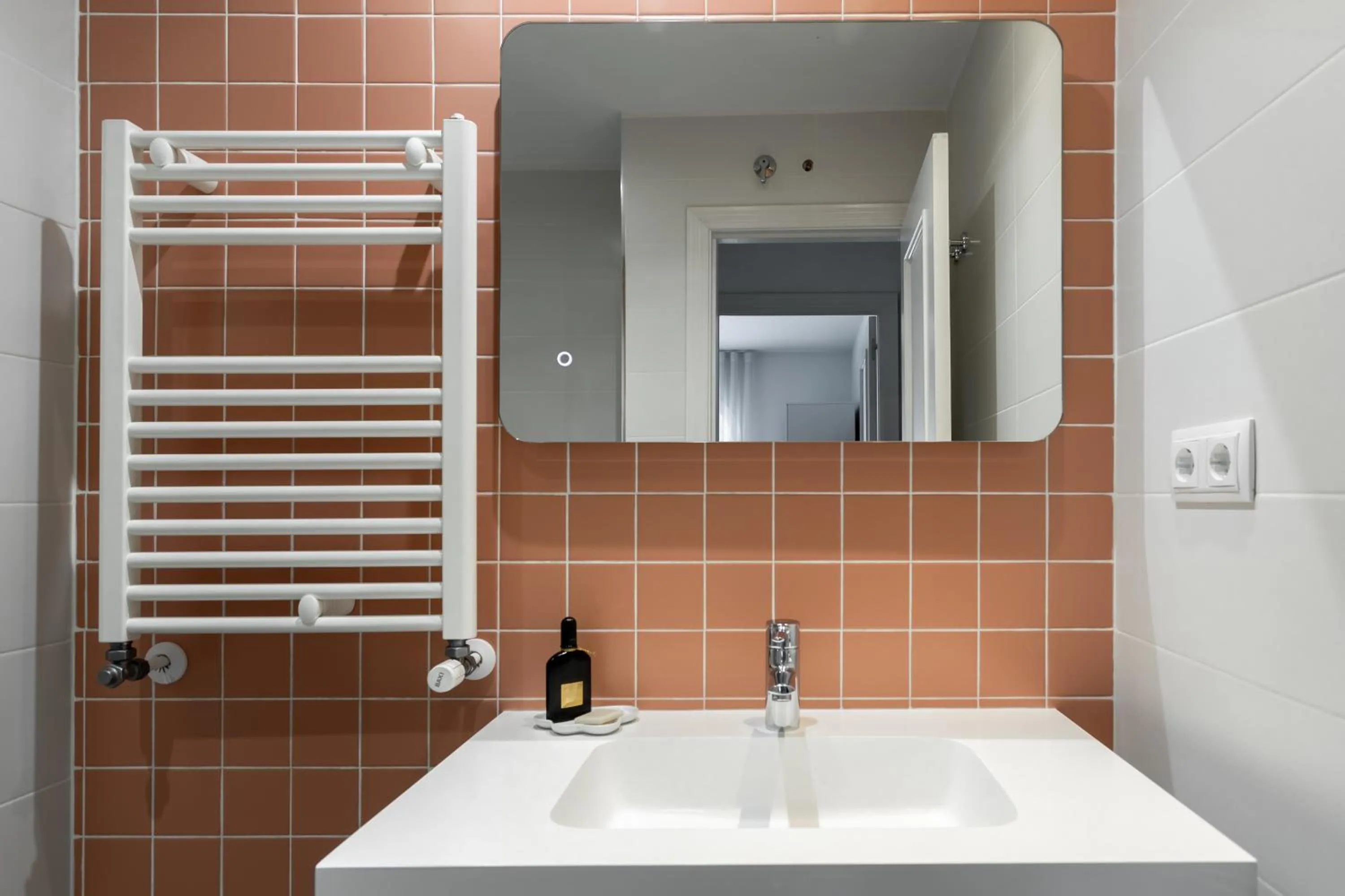 Bathroom in Aspasios Calle Mayor Apartments