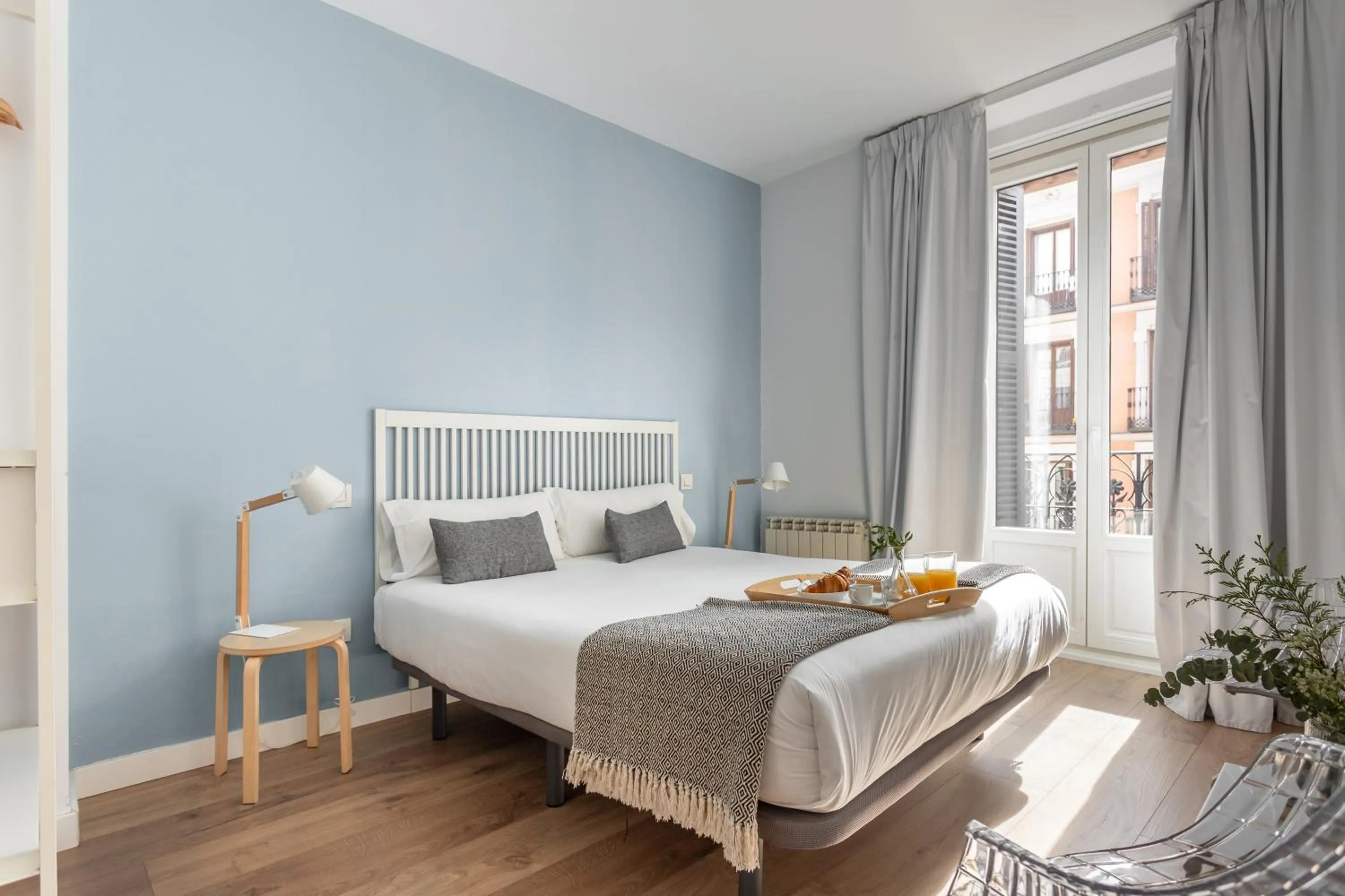 Bedroom, Bed in Aspasios Calle Mayor Apartments