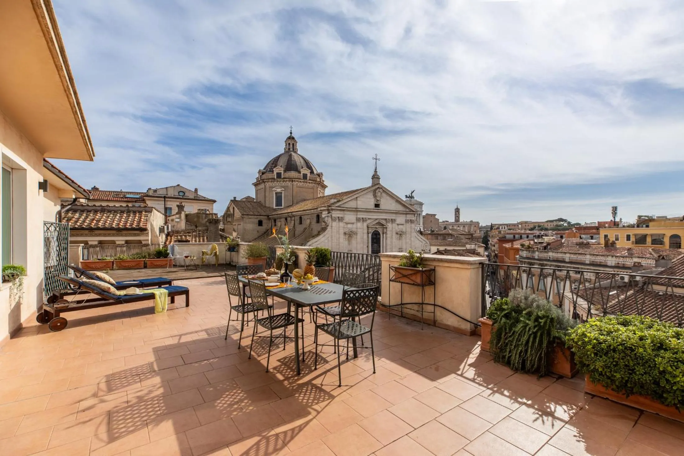 Penthouse Rome Capitol