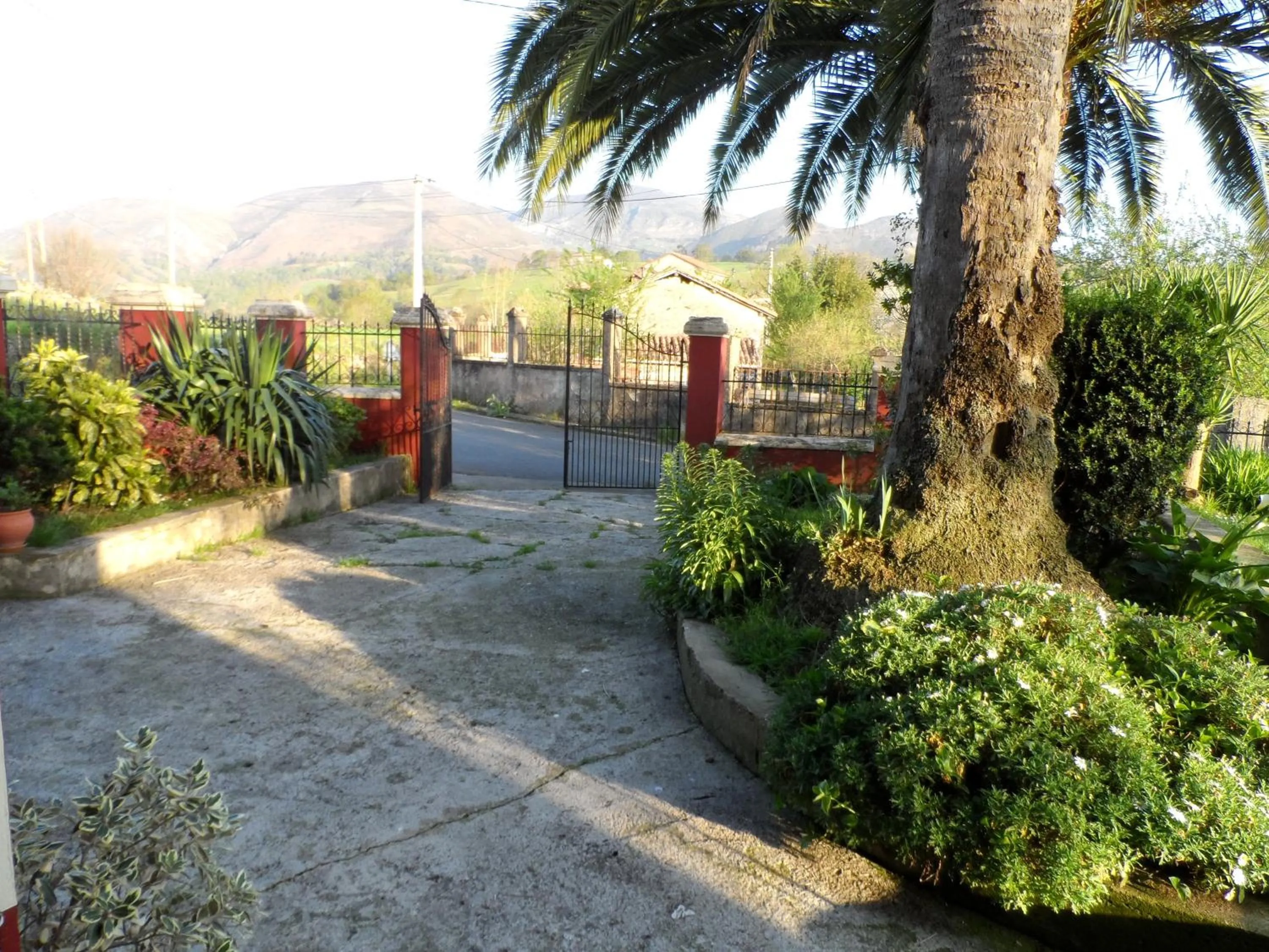 Facade/entrance in Casa El Campu