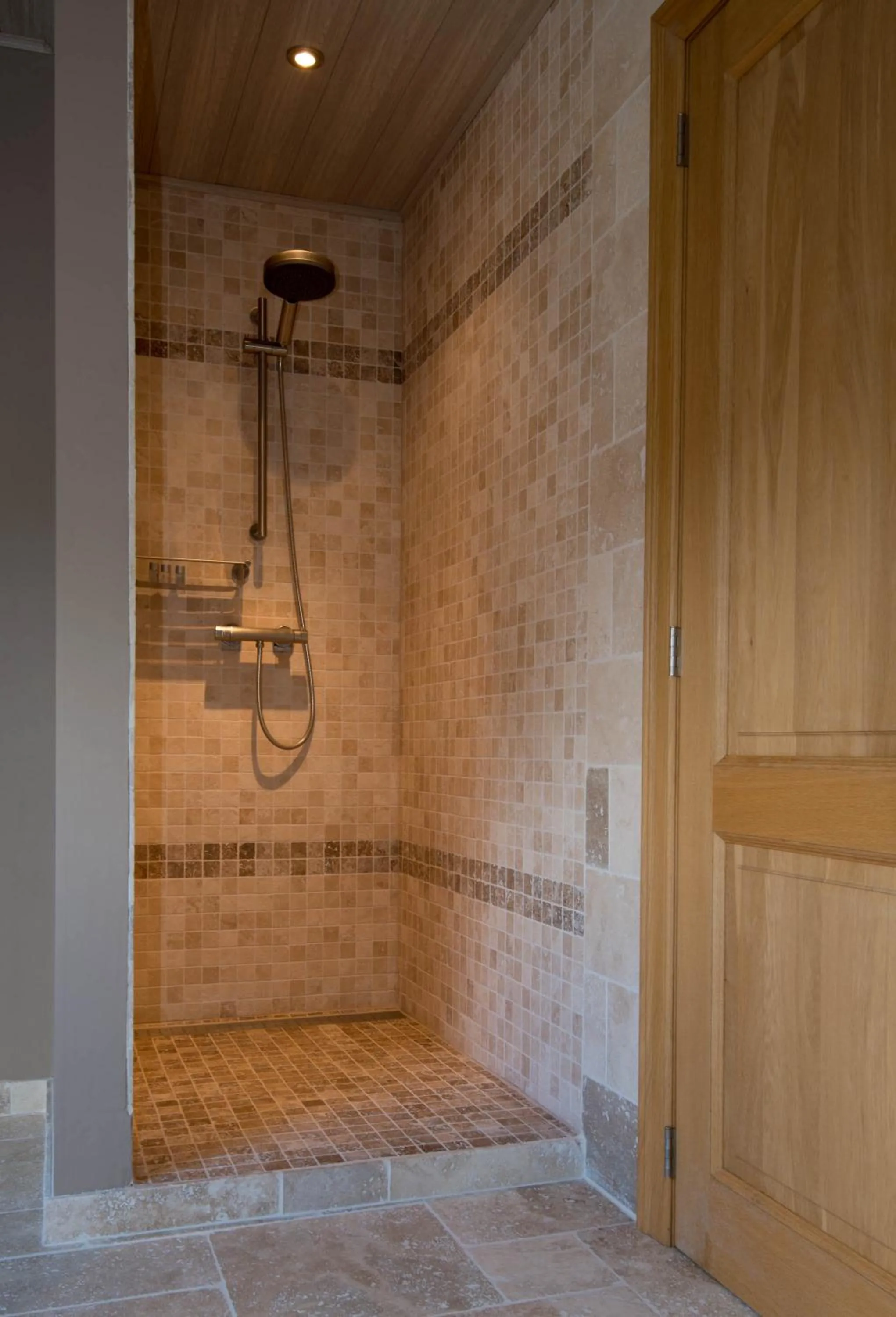 Shower in B&B Welcome Home