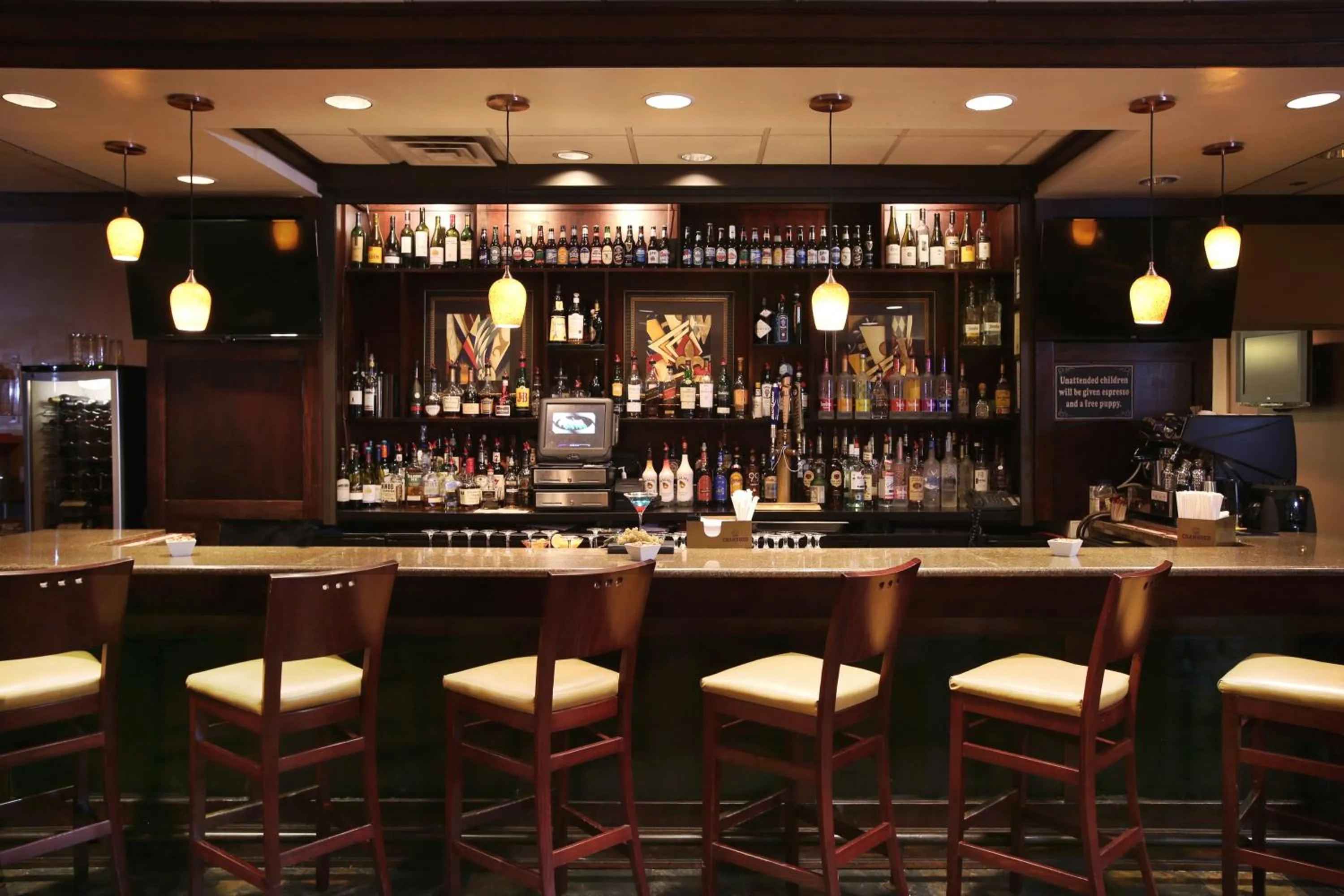 Lounge or bar in Radisson Hotel Philadelphia Northeast