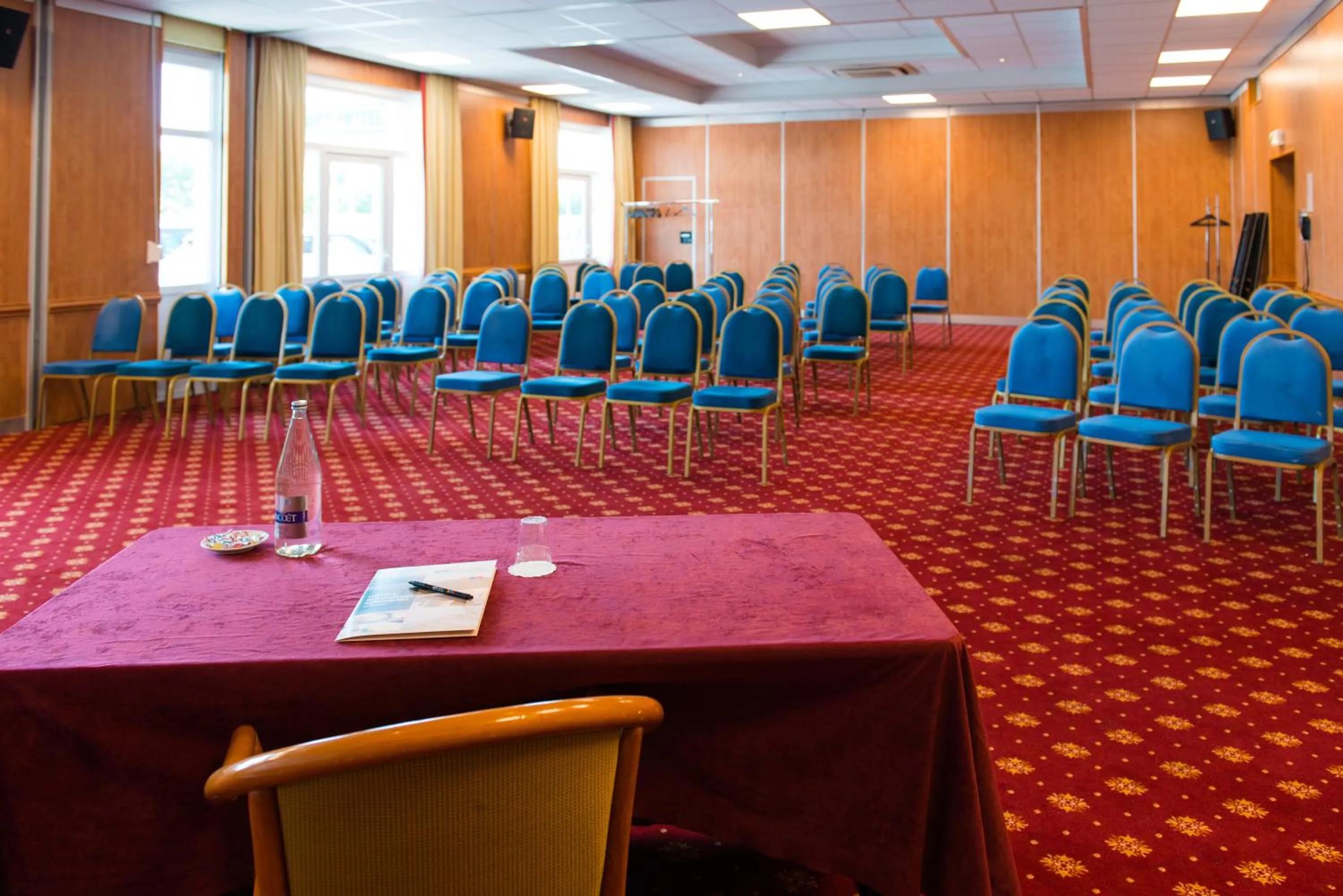Meeting/conference room in Brit Hotel Nantes Vigneux - L'Atlantel
