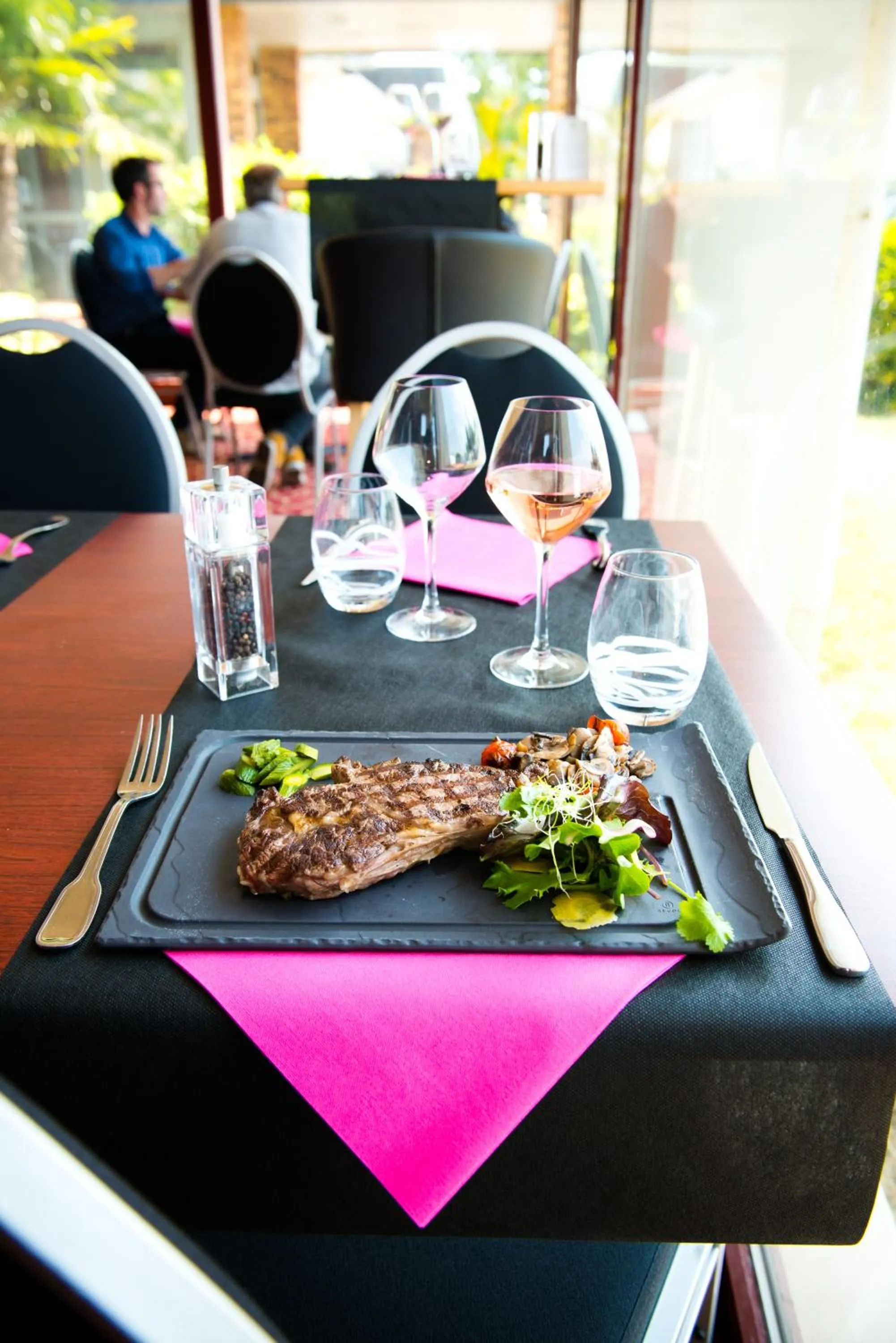 Restaurant/places to eat in Brit Hotel Nantes Vigneux - L'Atlantel