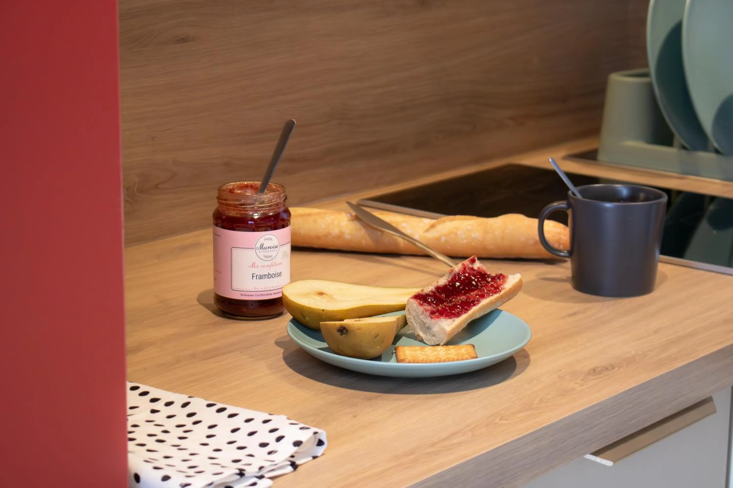 Kitchen or kitchenette in Brit Hotel Nantes Vigneux - L'Atlantel