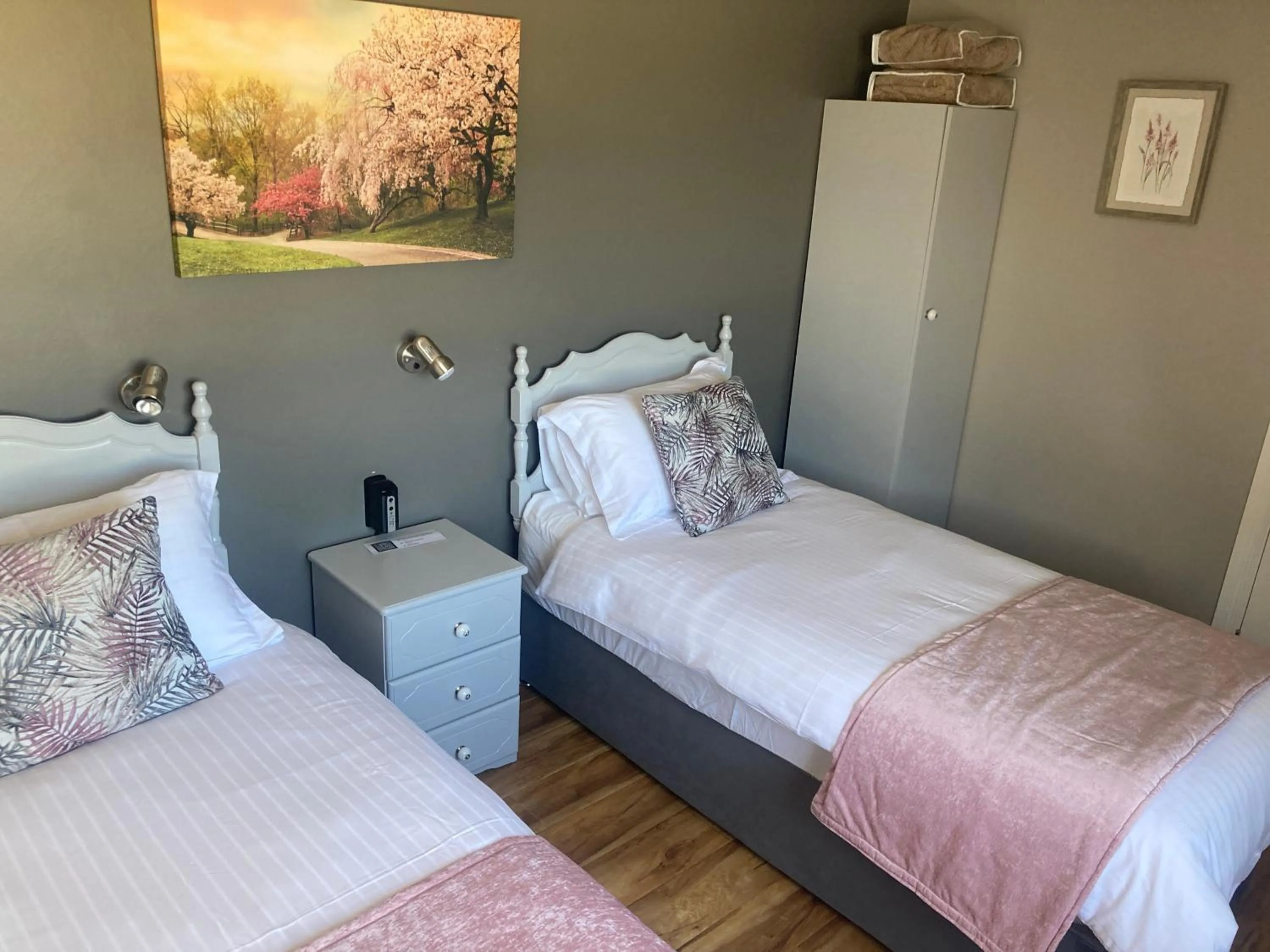 Steeple View B&B Guesthouse Donegal - Newly renovated in 2023