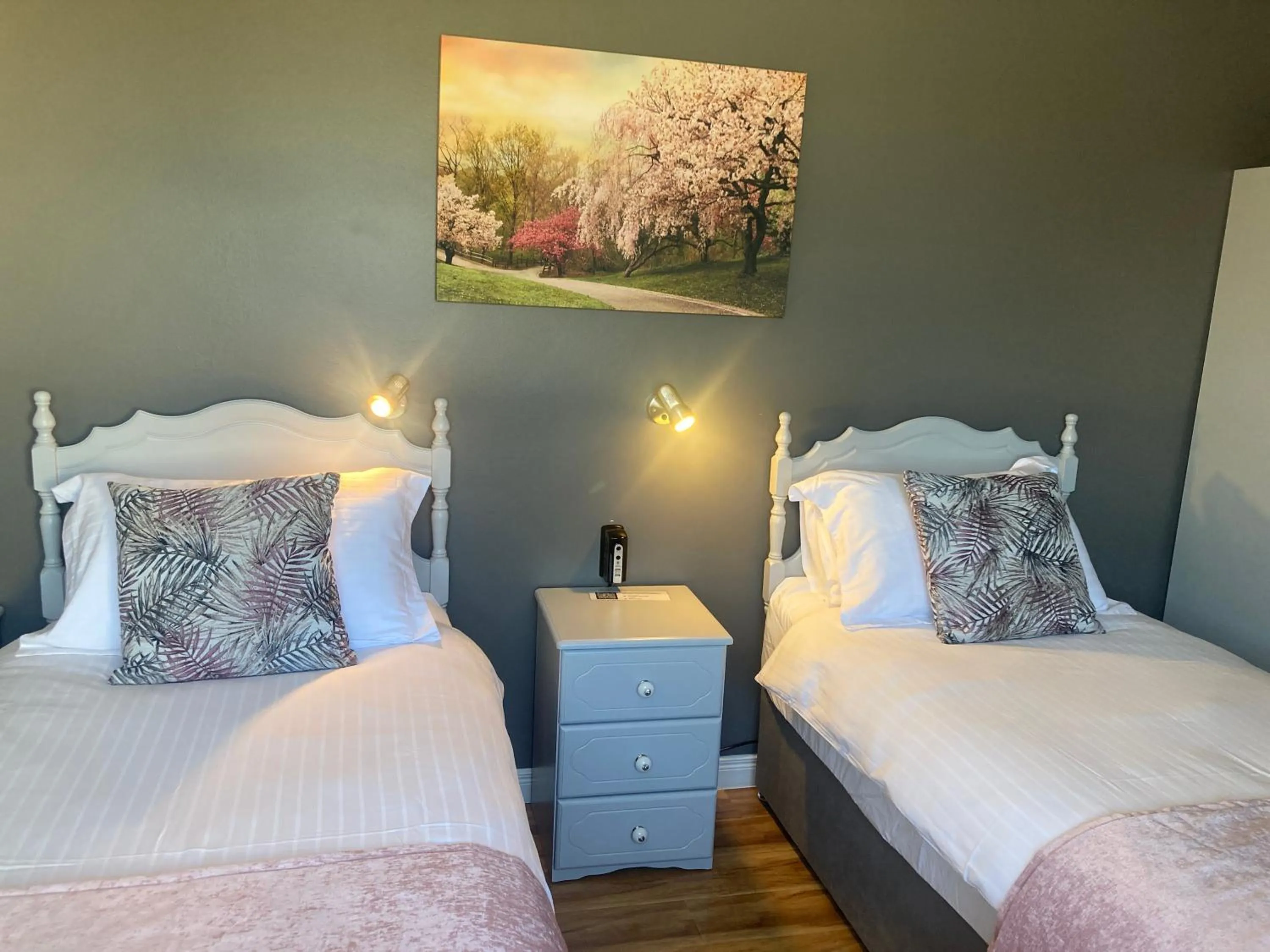 Steeple View B&B Guesthouse Donegal - Newly renovated in 2023