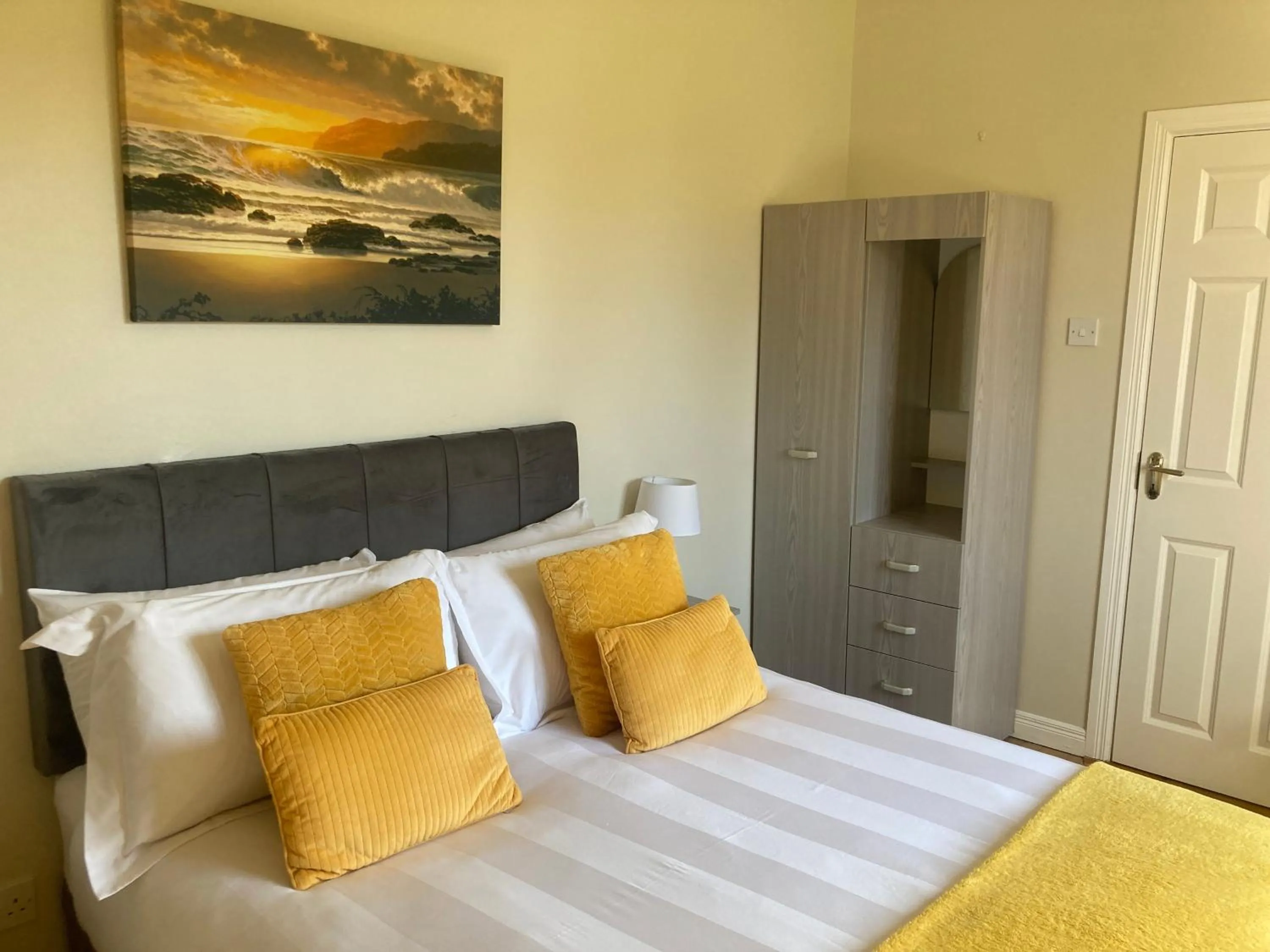 Steeple View B&B Guesthouse Donegal - Newly renovated in 2023