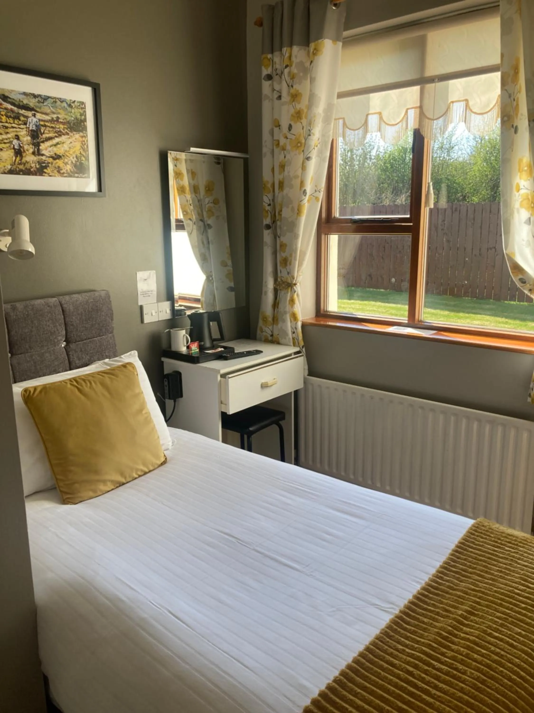 Steeple View B&B Guesthouse Donegal - Newly renovated in 2023