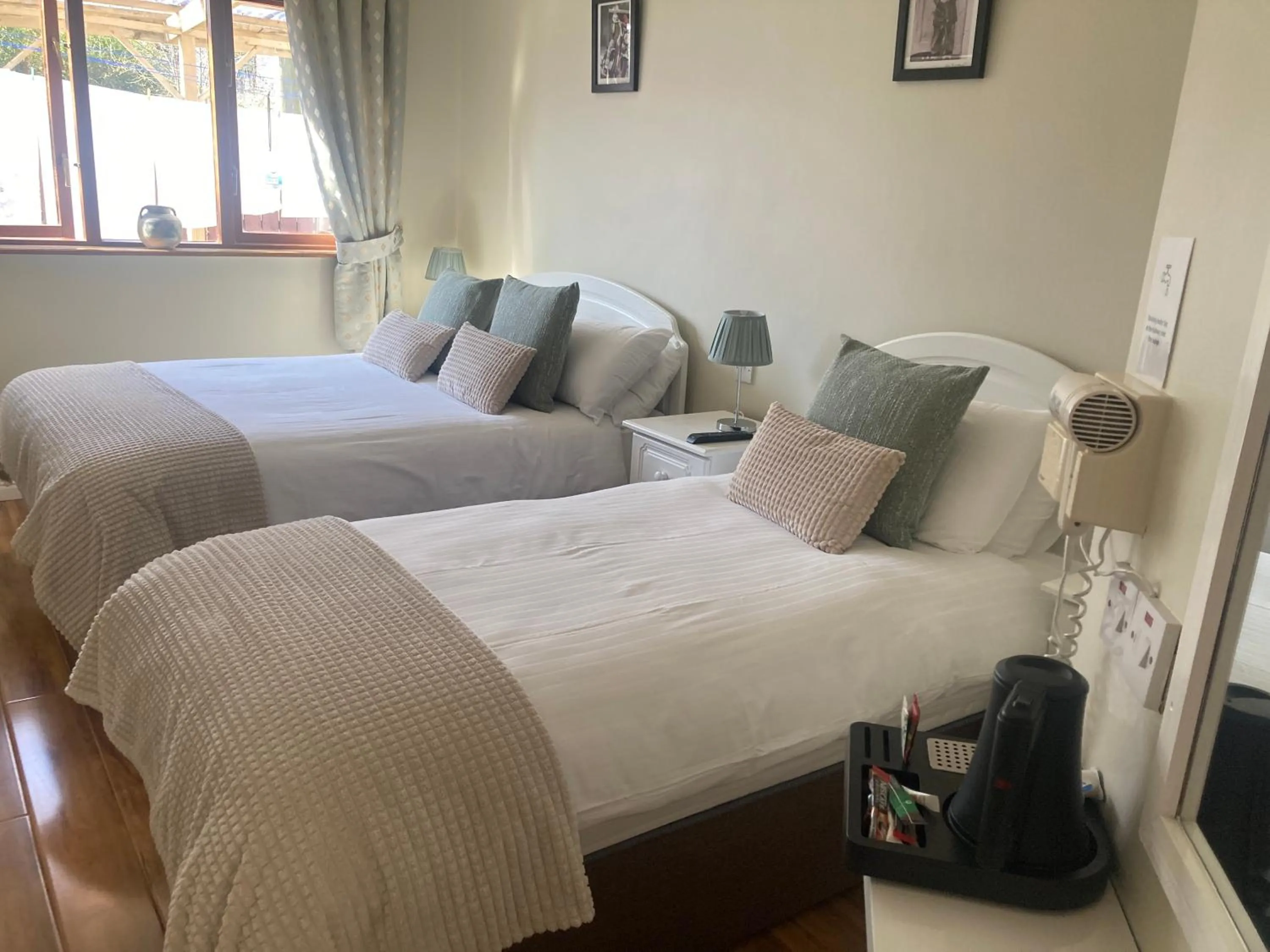 Steeple View B&B Guesthouse Donegal - Newly renovated in 2023