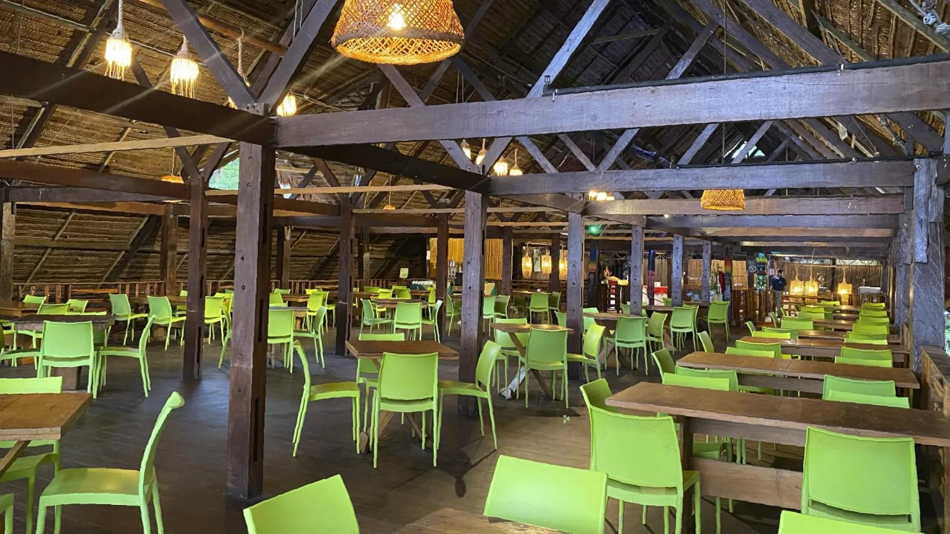 Restaurant/places to eat in Hotel Amazon by On Vacation