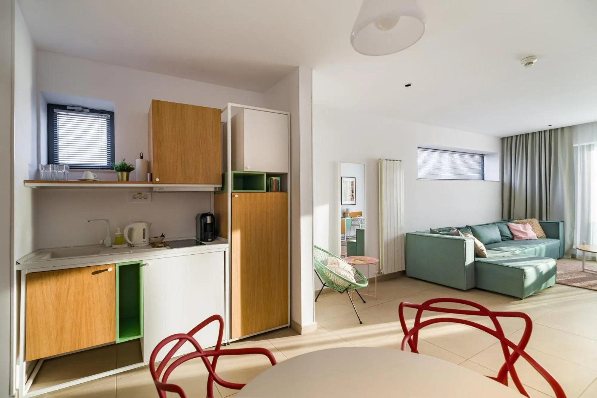 Kitchen or kitchenette in Riva Mamaia Beach Apart Hotel