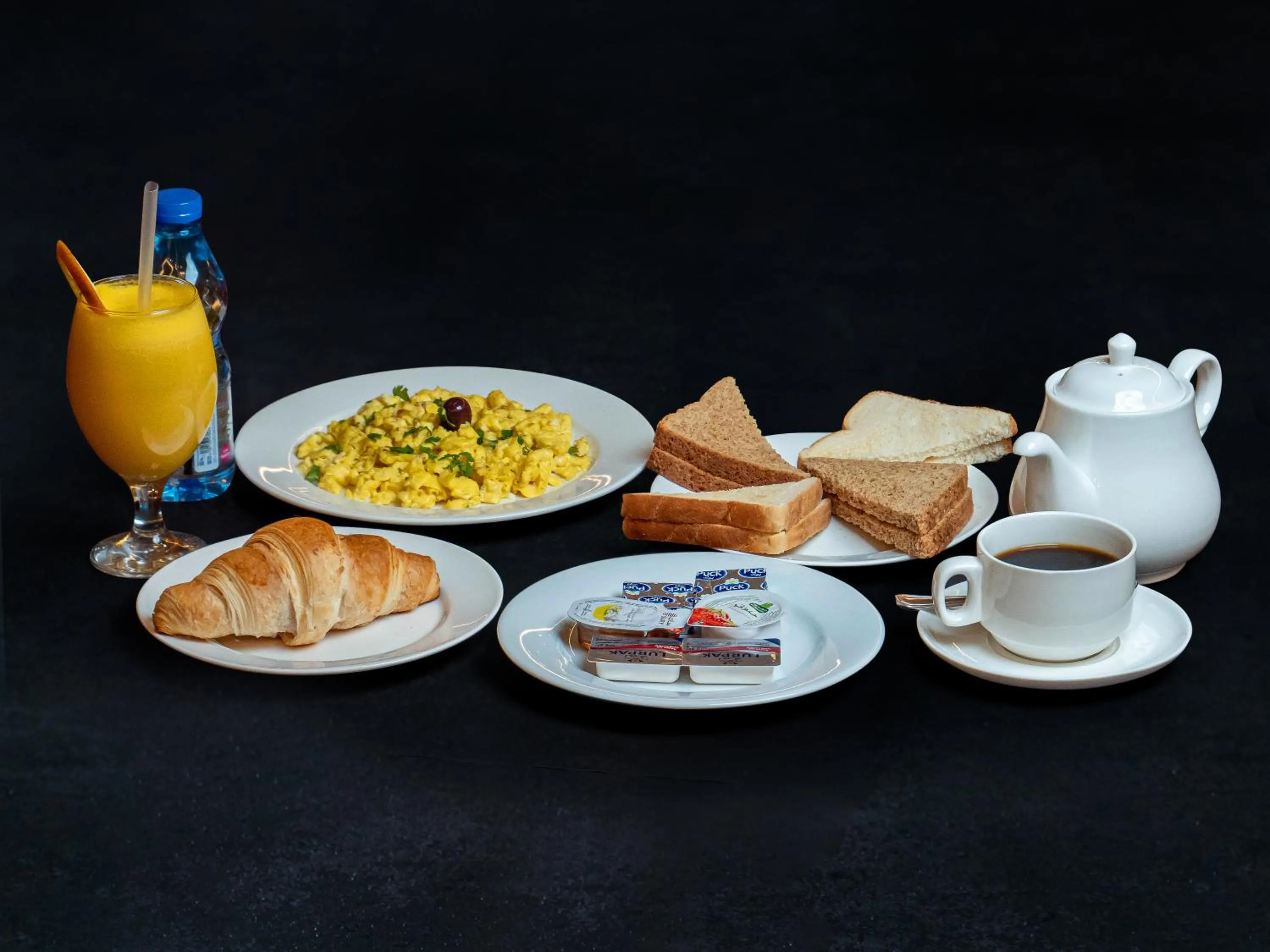 Breakfast in Innyar Hotel