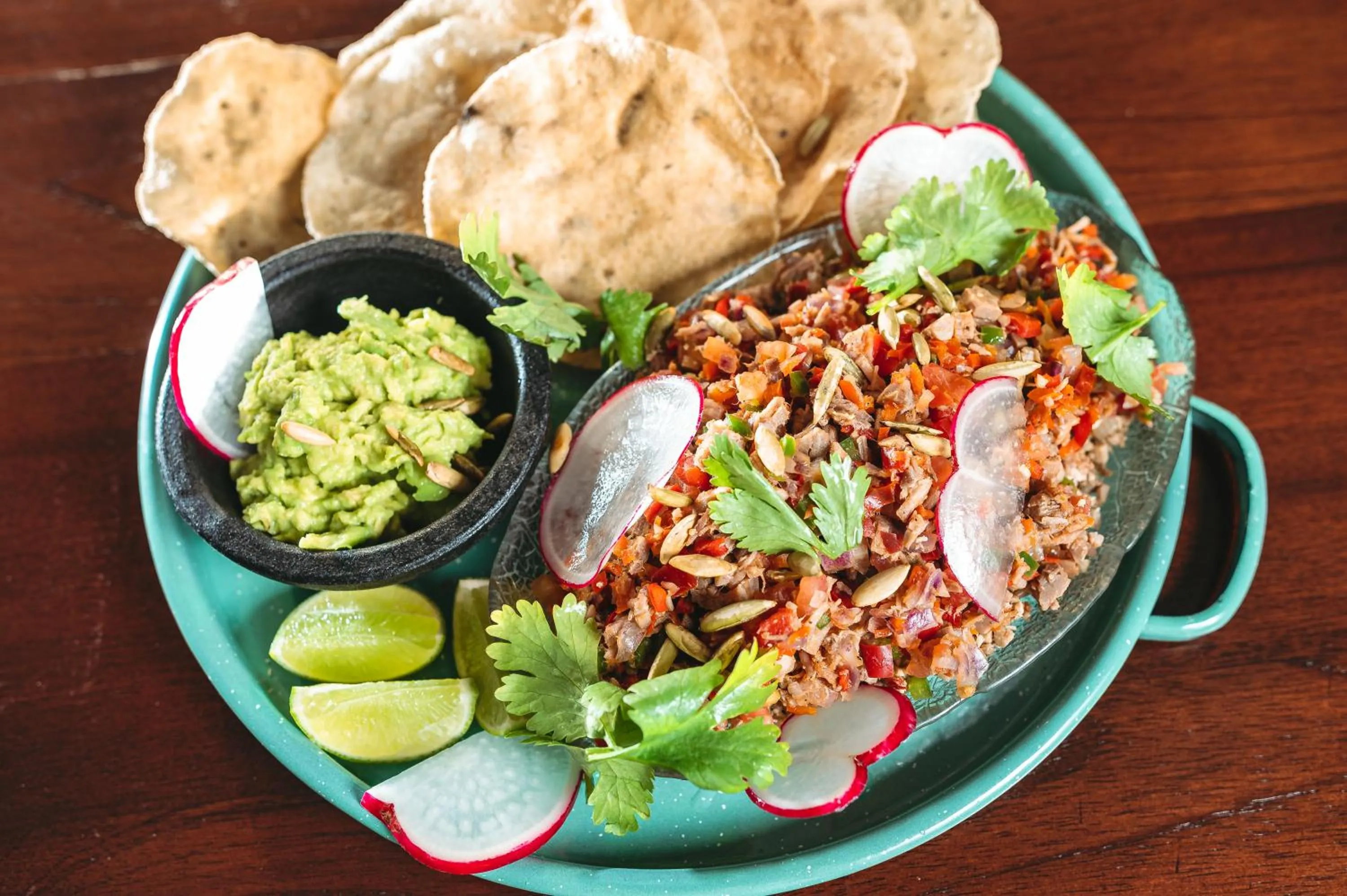 Restaurant/places to eat in Hotel Santana