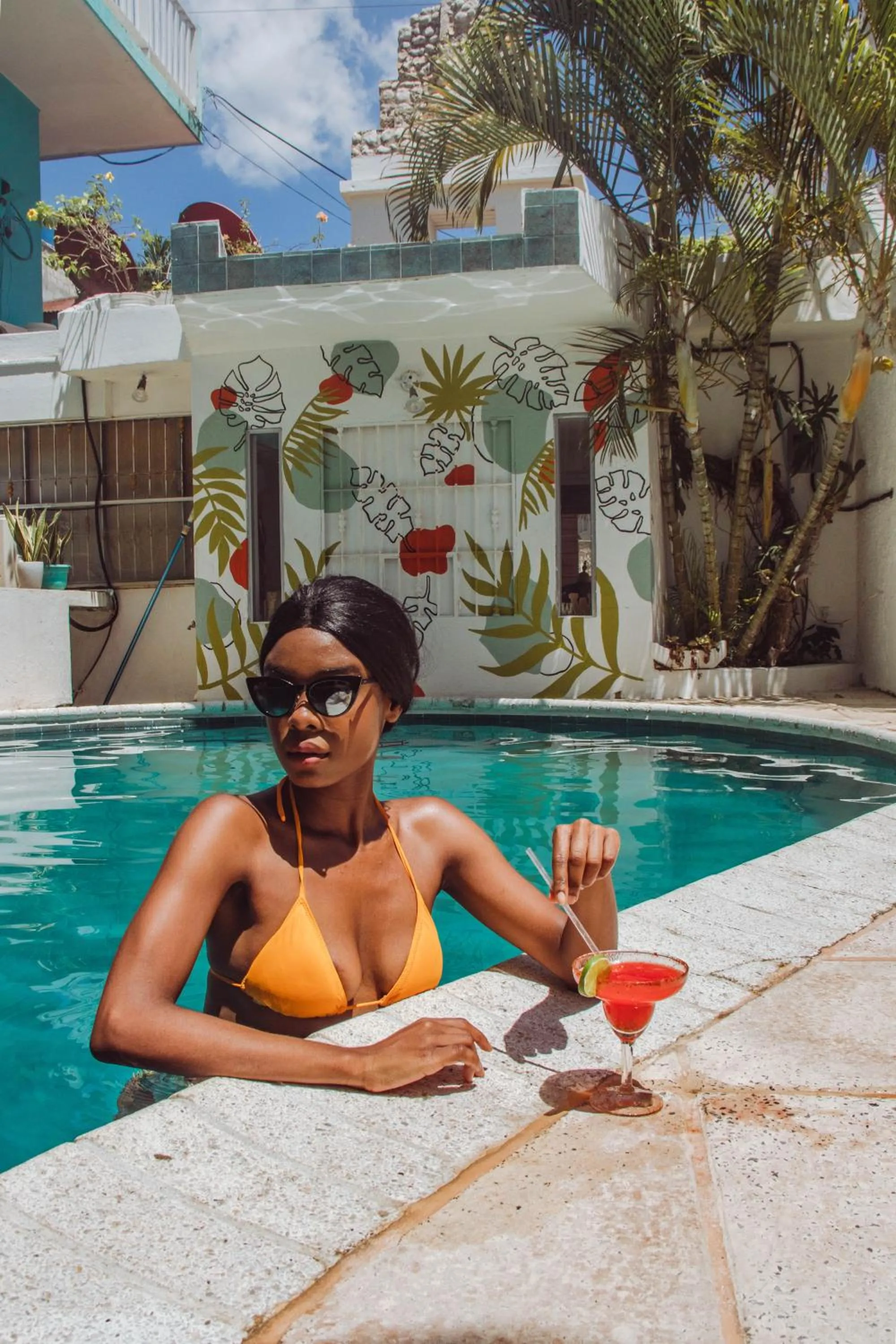 Swimming pool in Hotel Santana