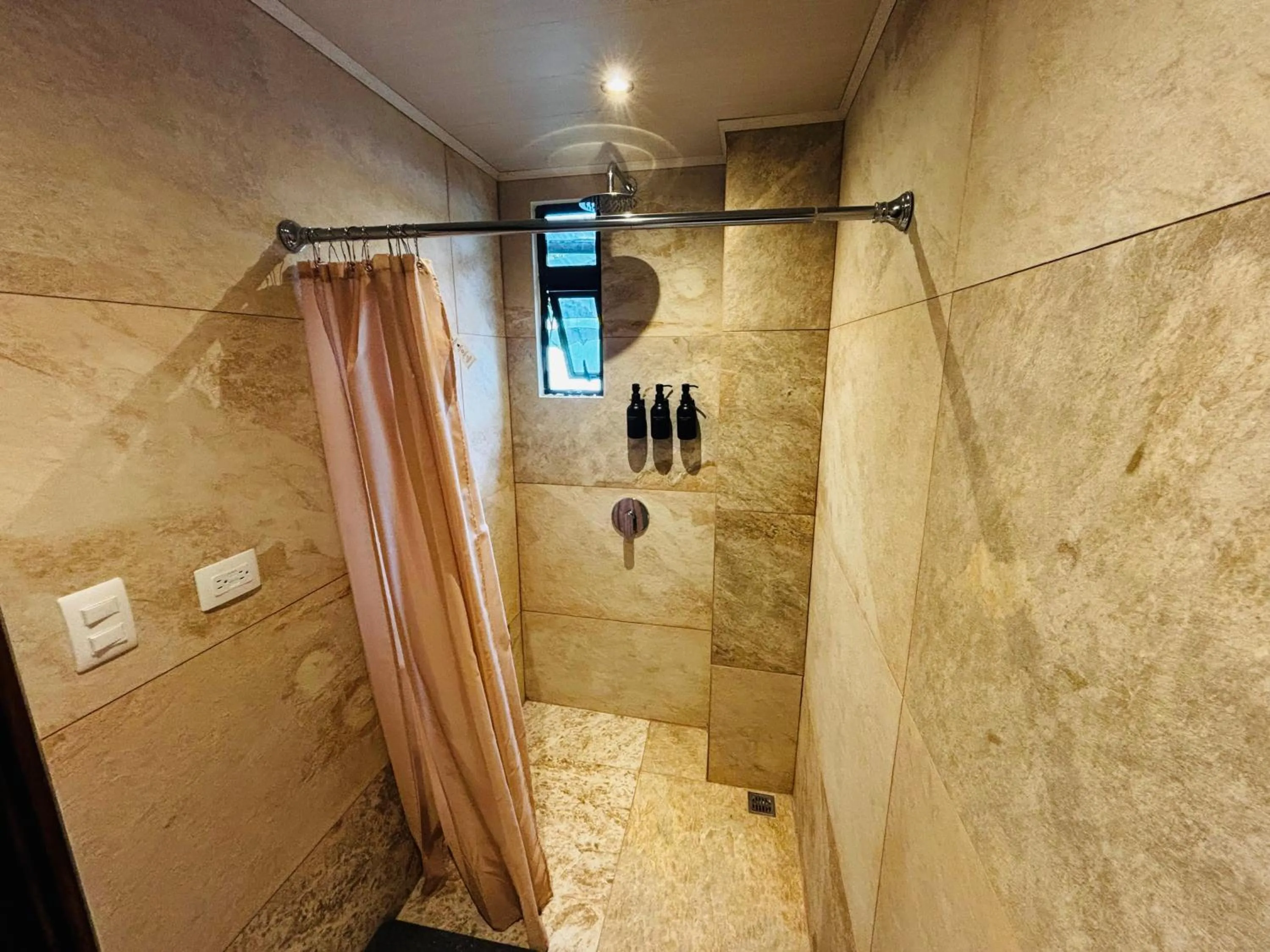 Arenal Backpackers Resort