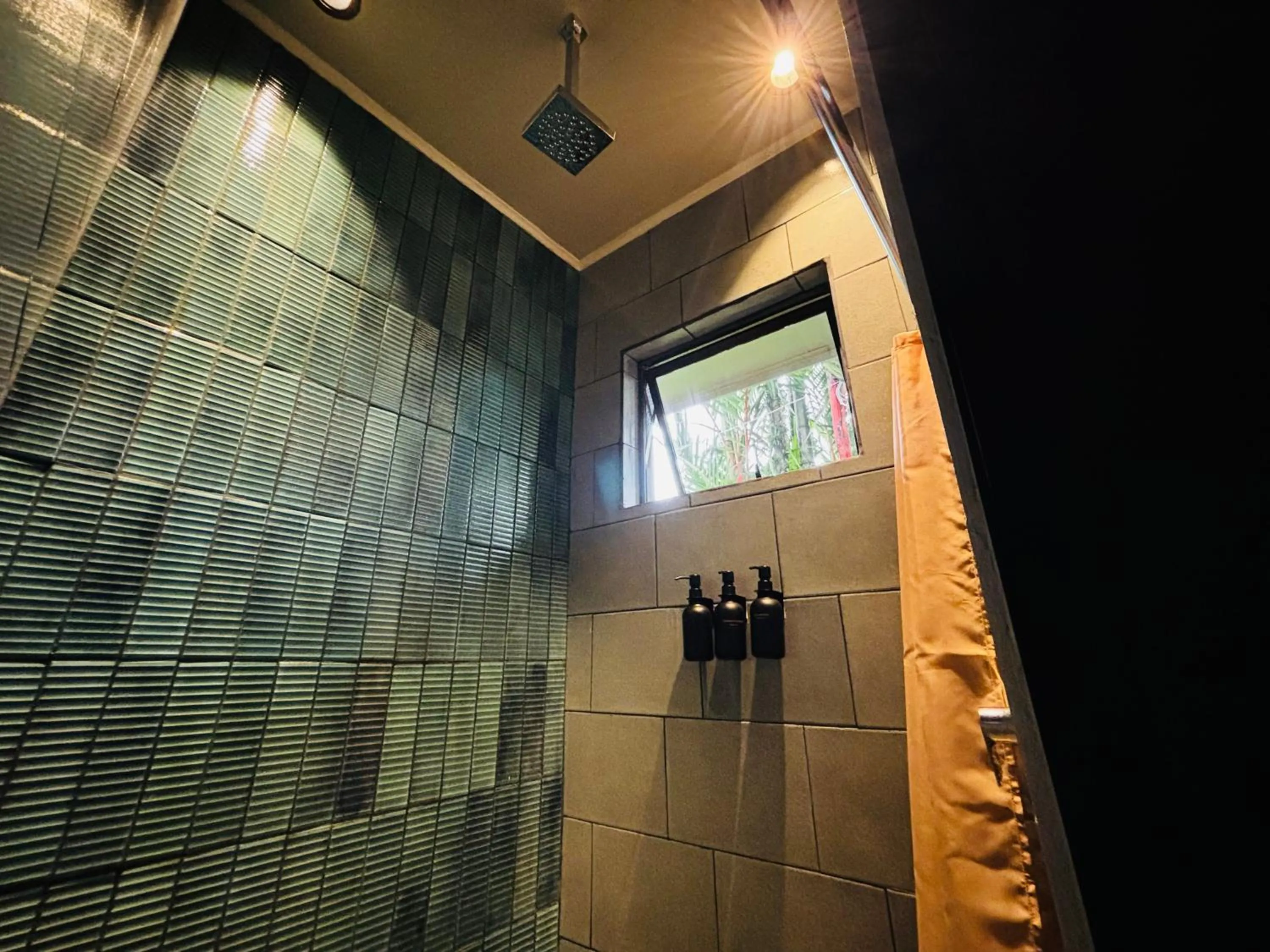 Arenal Backpackers Resort