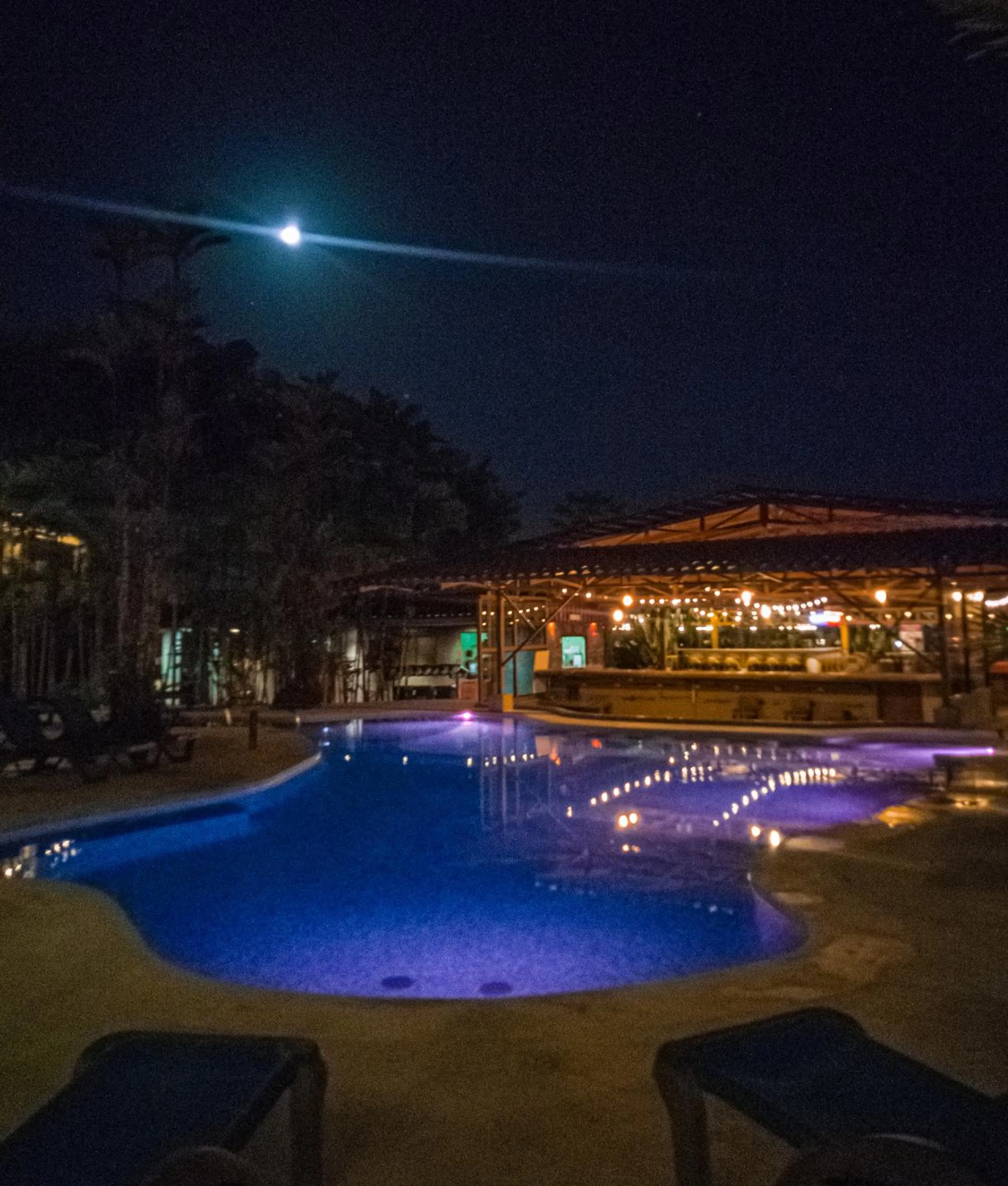 Night in Arenal Backpackers Resort