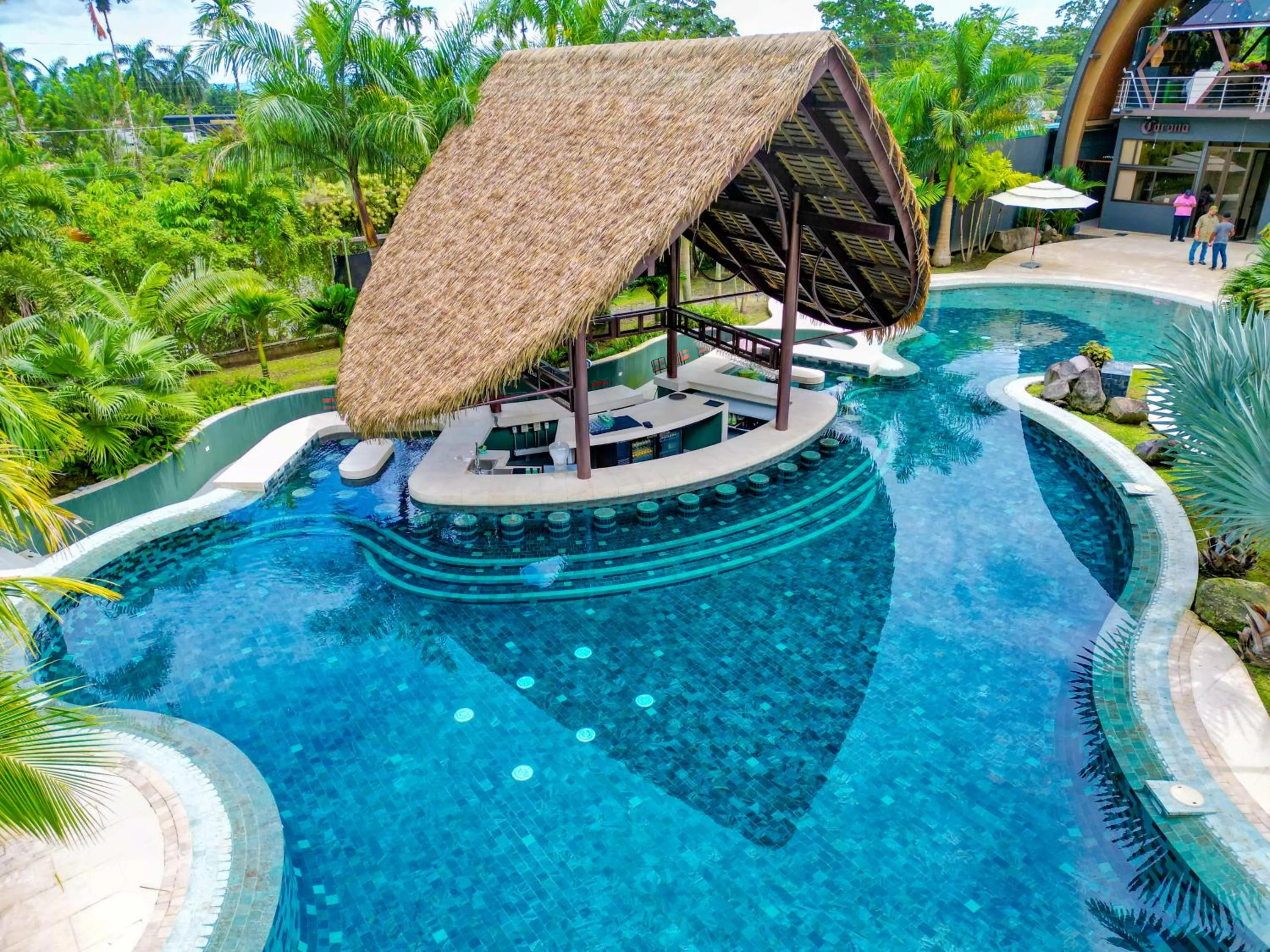 Pool view in Arenal Backpackers Resort