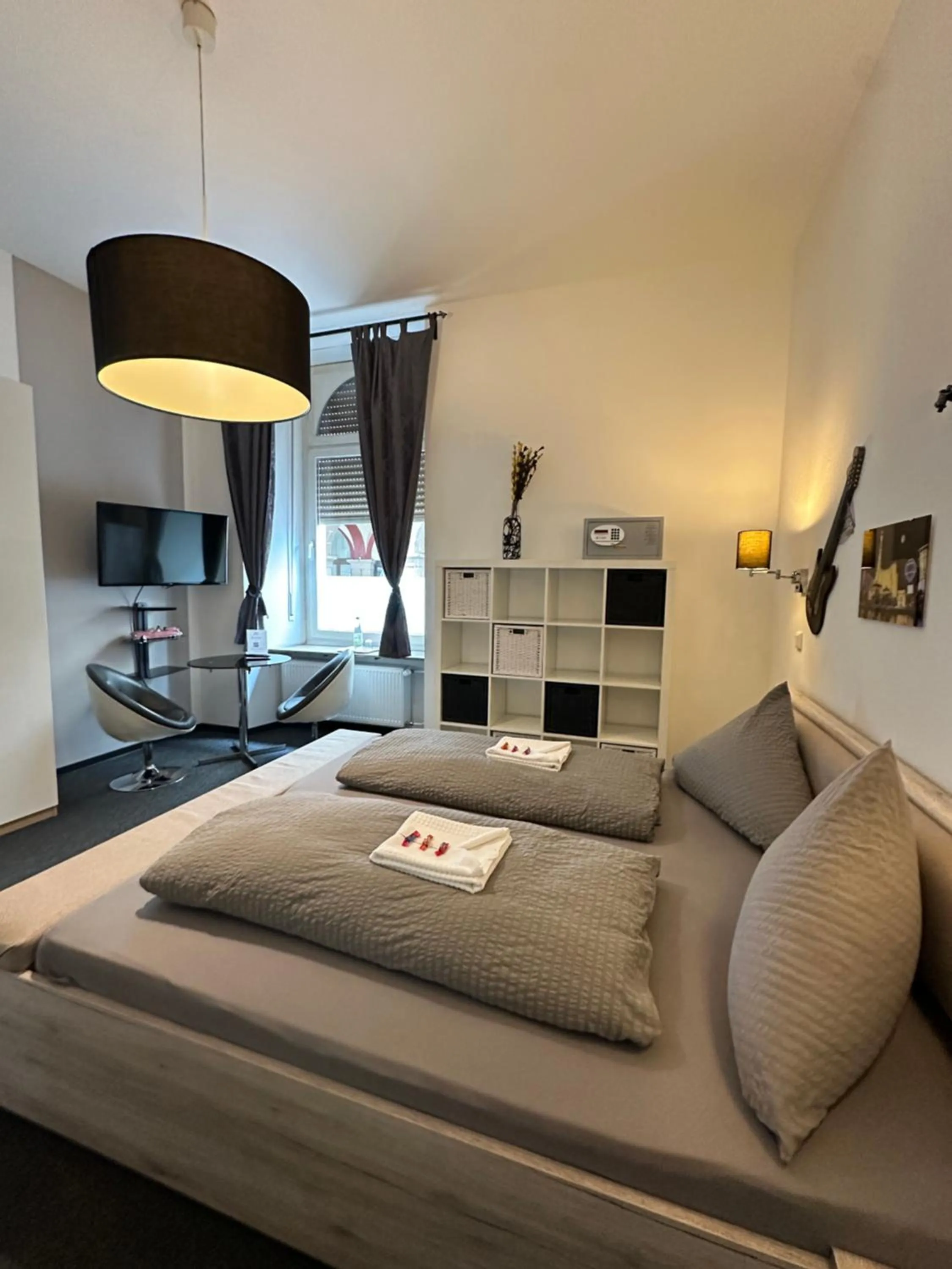 Bedroom, Bed in Aparthotel am Münzplatz