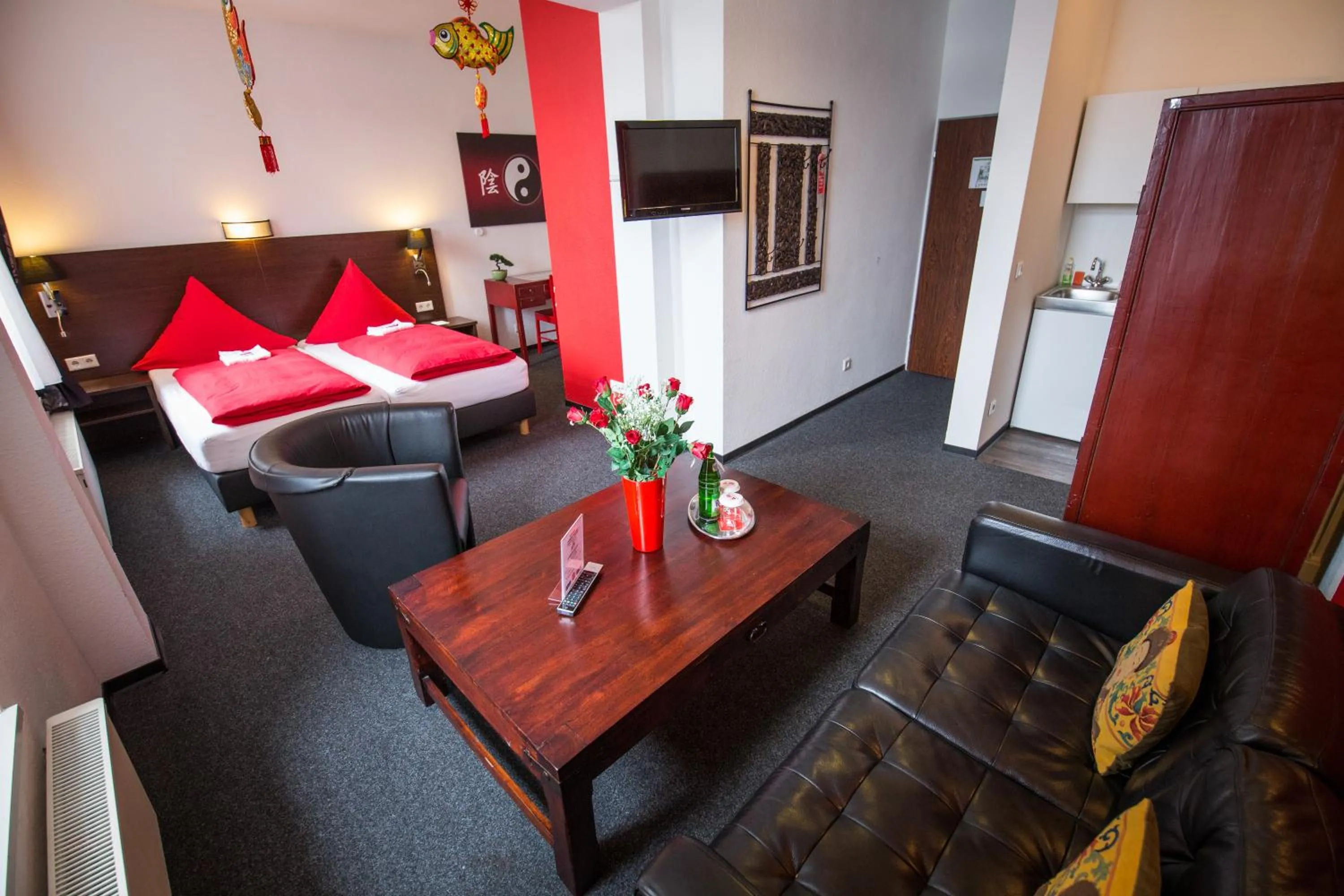 Bed in Aparthotel am Münzplatz