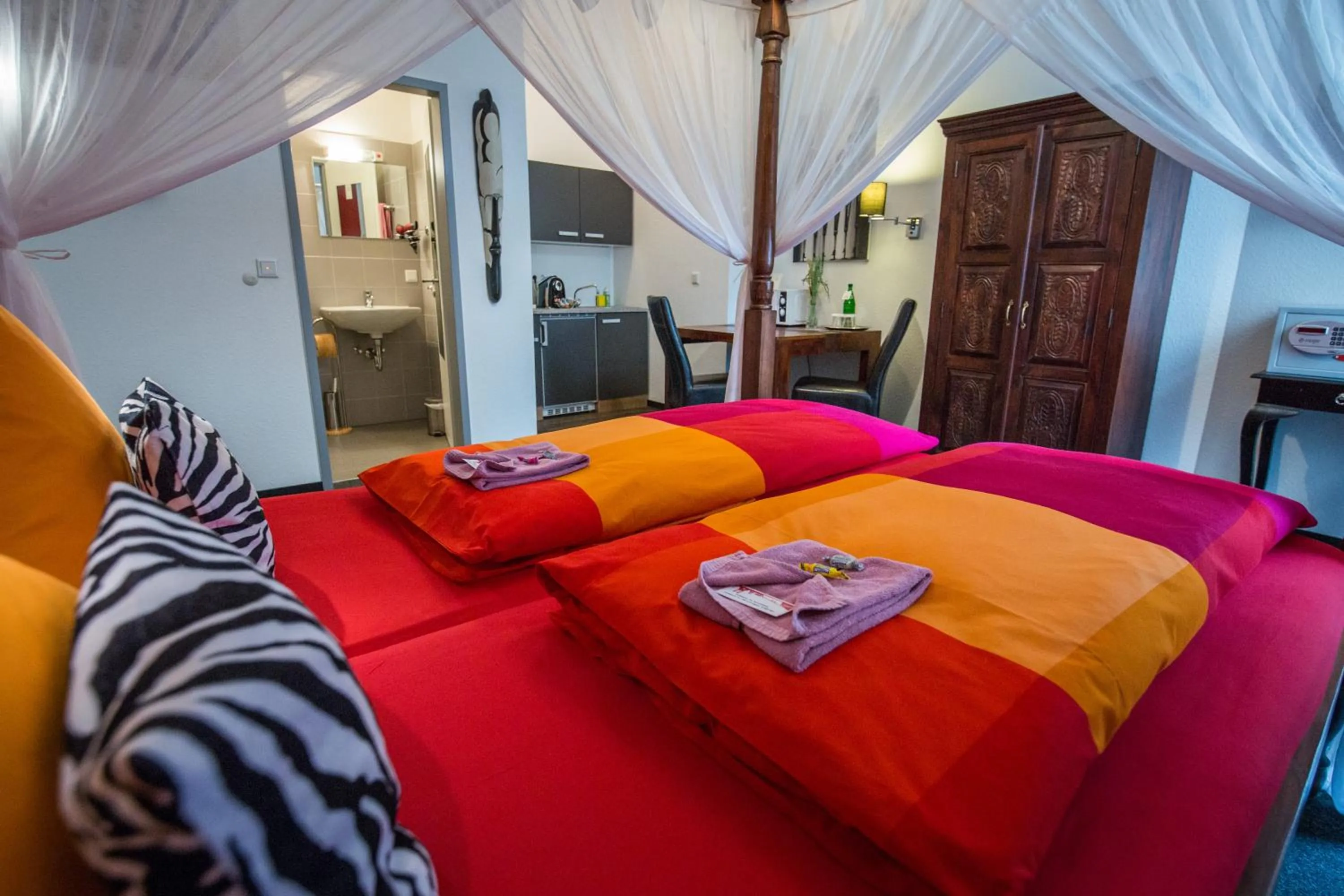 Bed in Aparthotel am Münzplatz