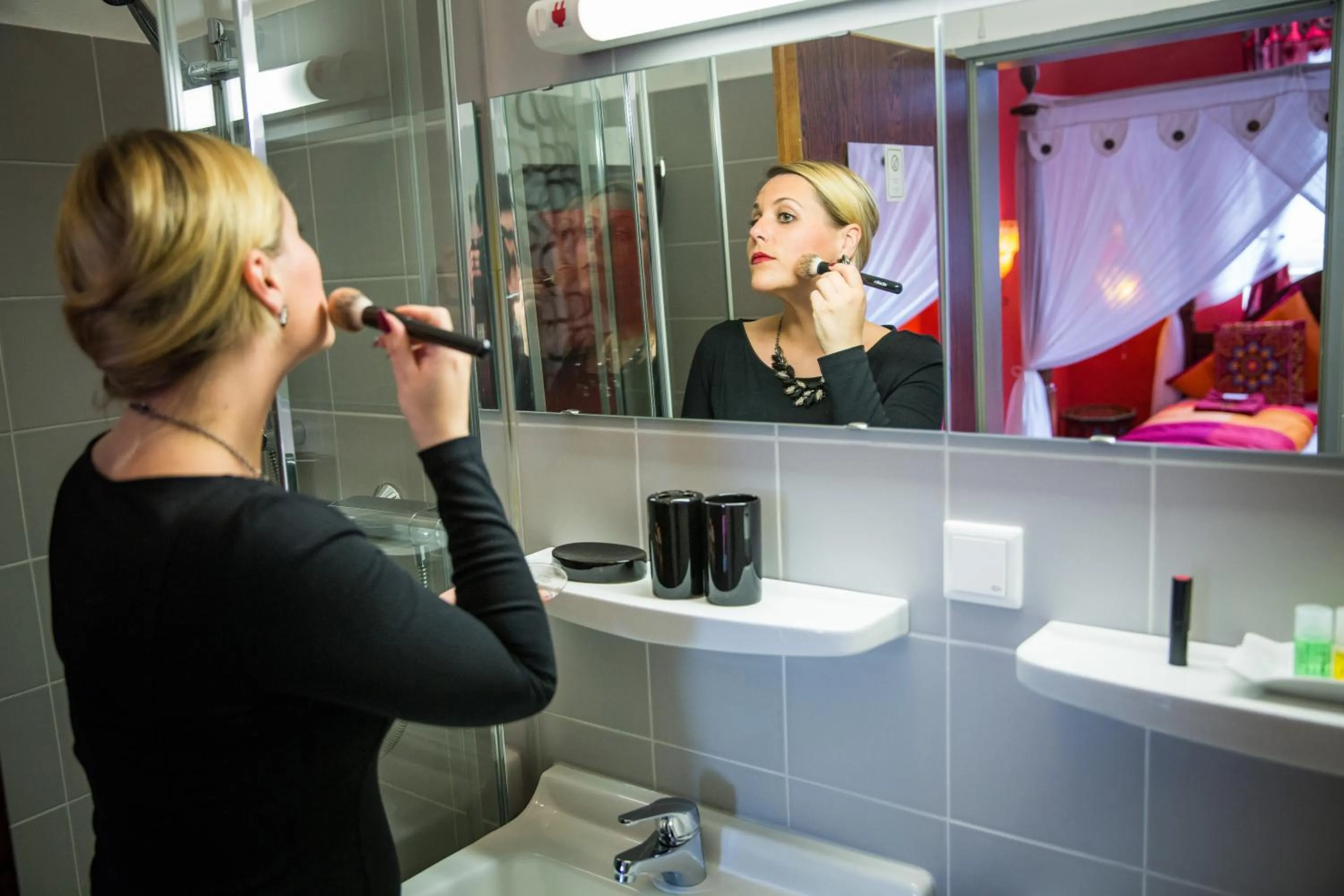 People in Aparthotel am Münzplatz