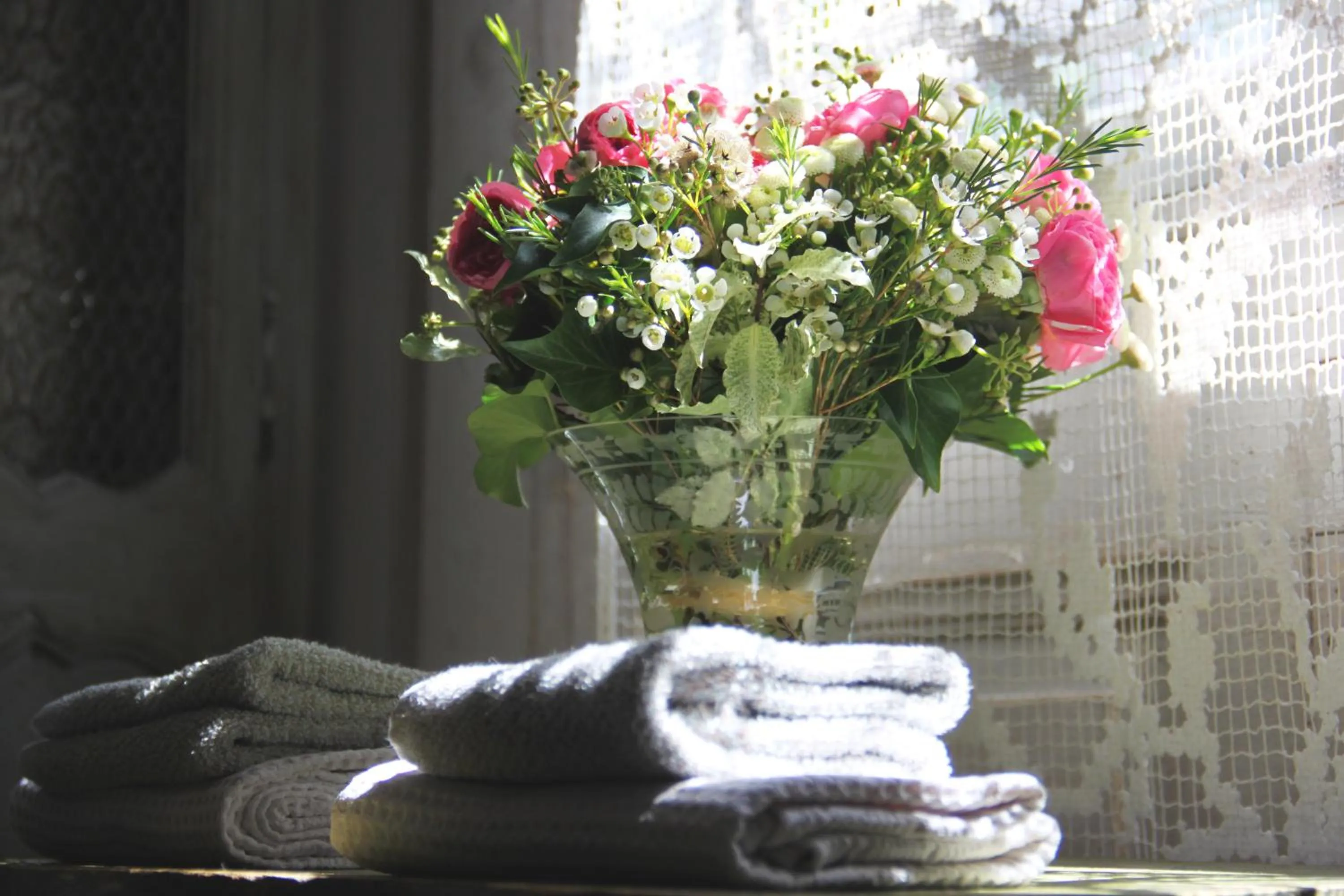 Decorative detail in Les Rosées