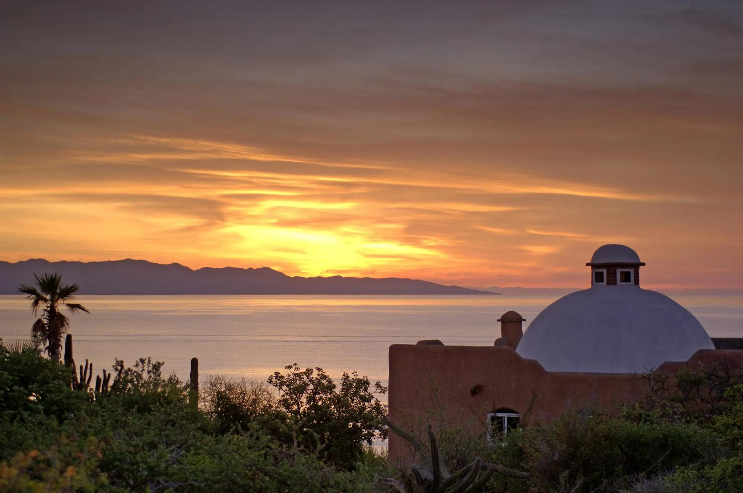 Property building in Ventana Bay Resort