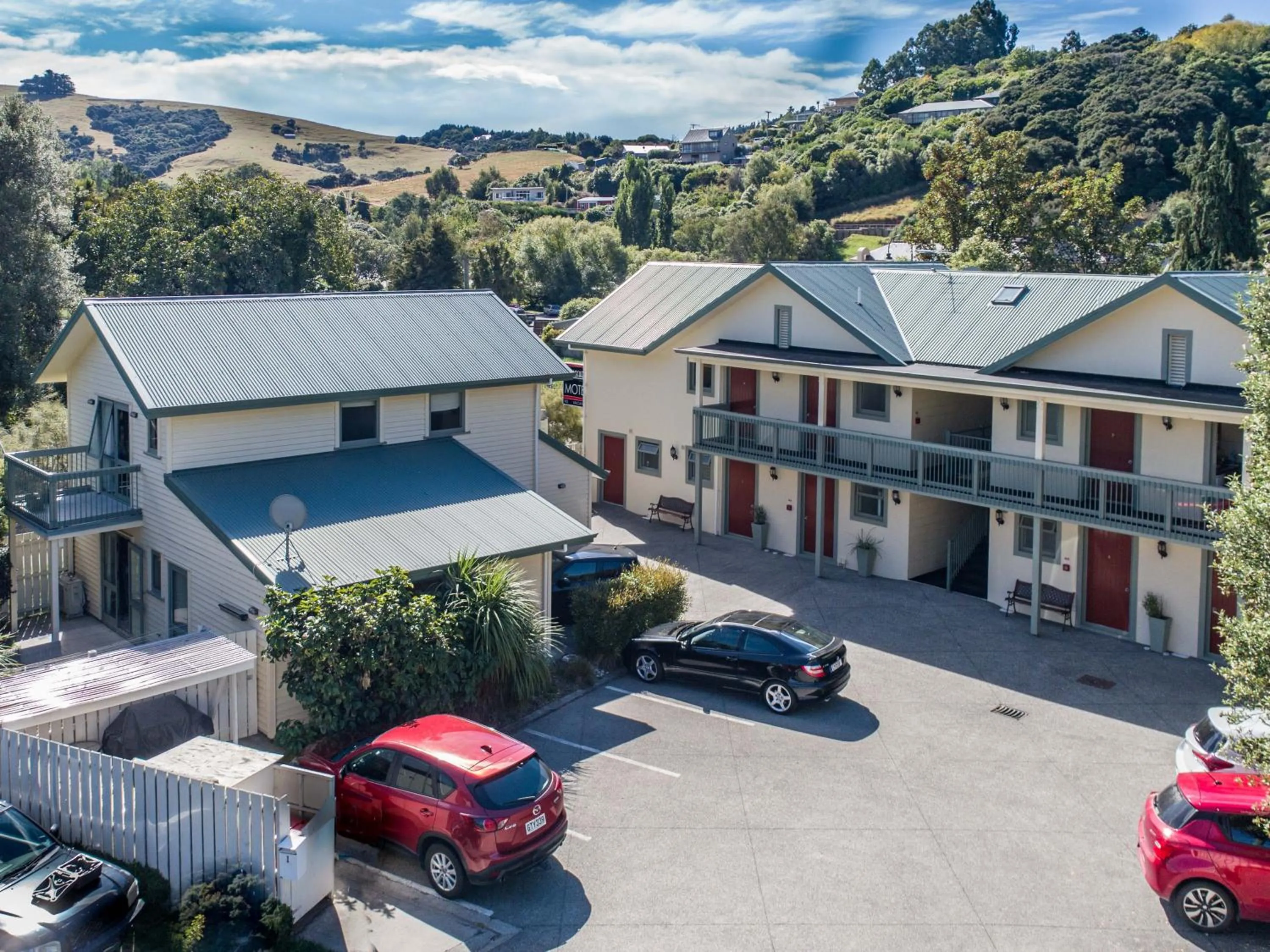 Facade/entrance in La Rochelle Motel