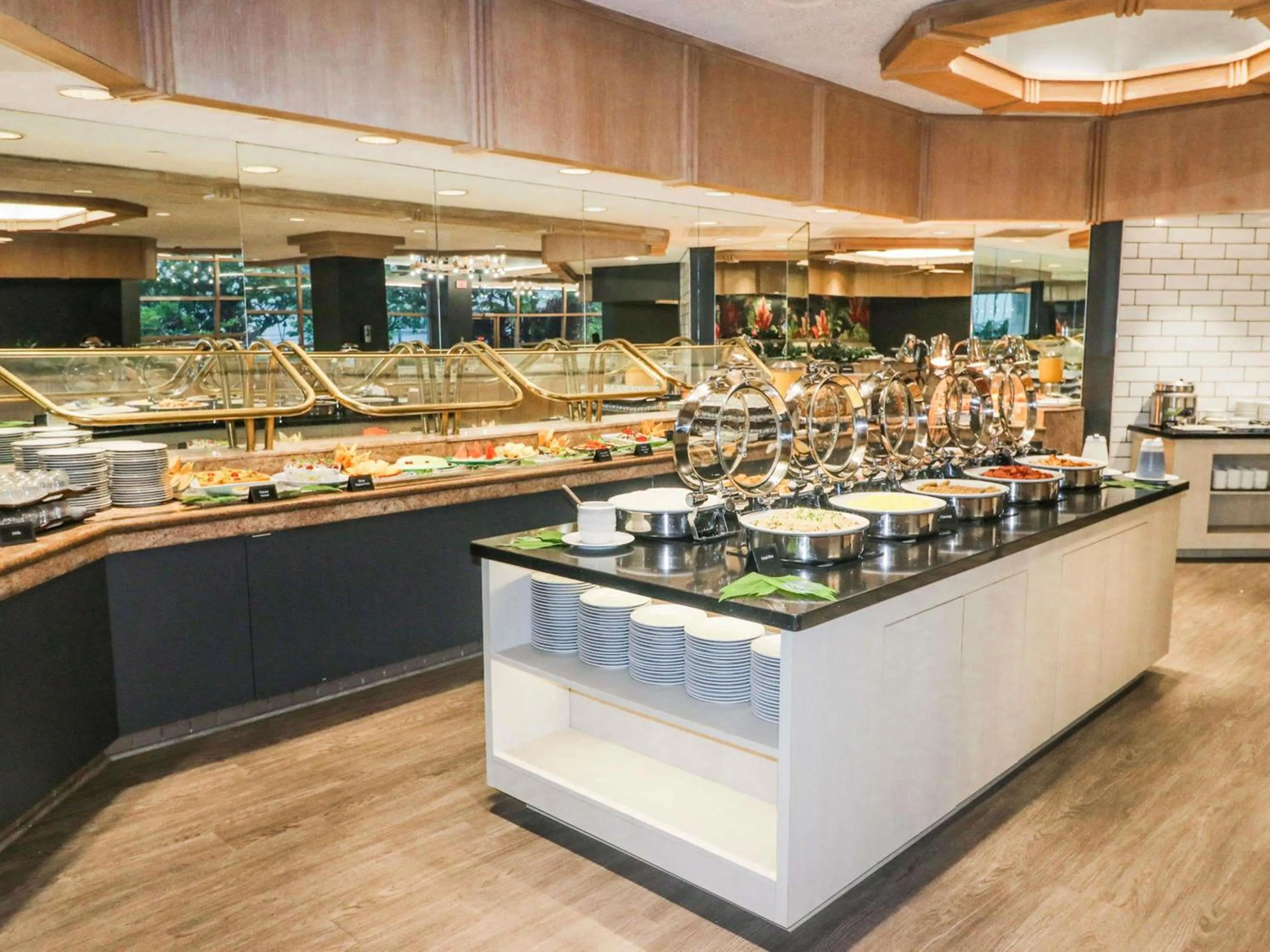 Restaurant/places to eat in Ala Moana Honolulu by Mantra