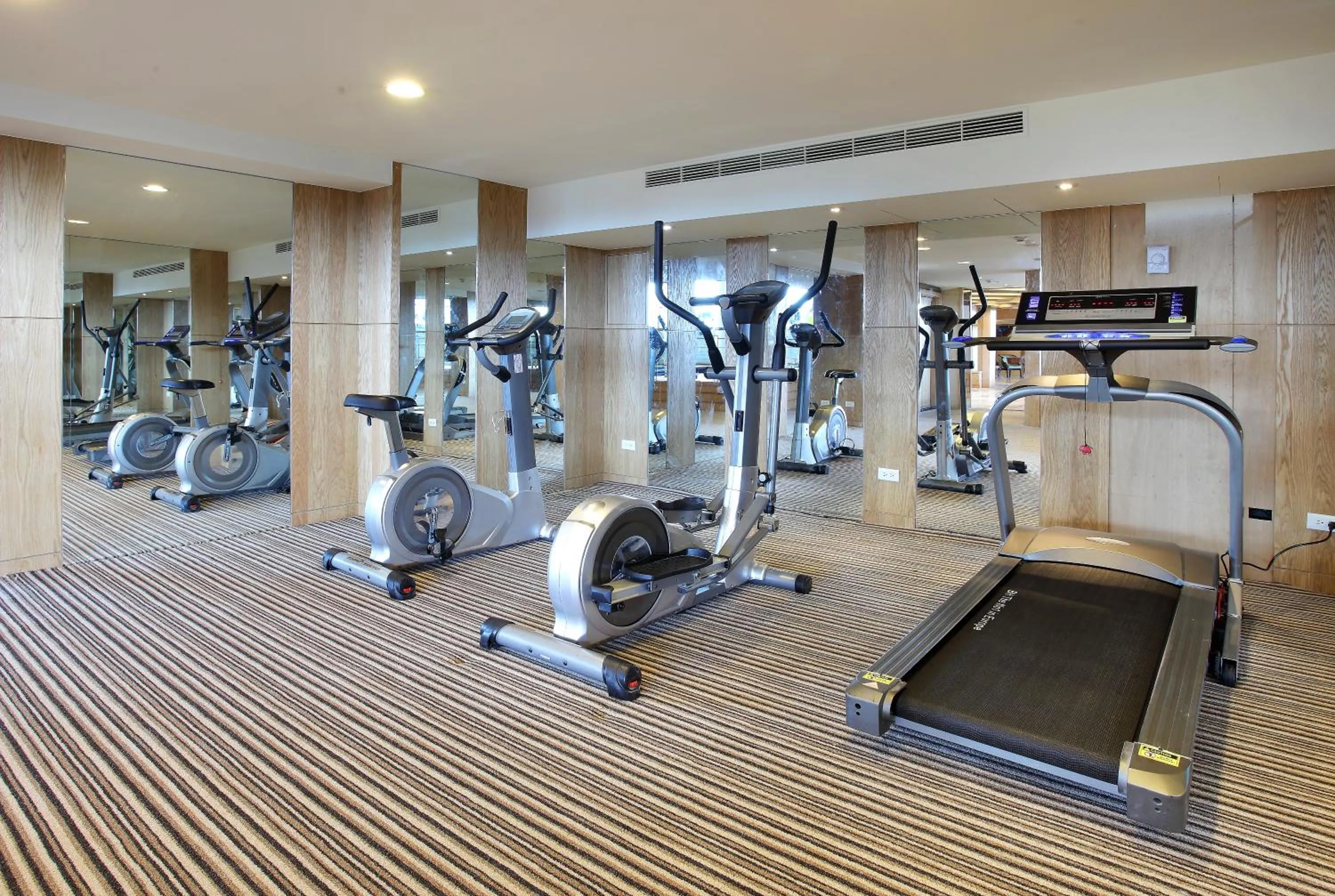Fitness centre/facilities in LeaLea Garden Hotels - Moon Lake