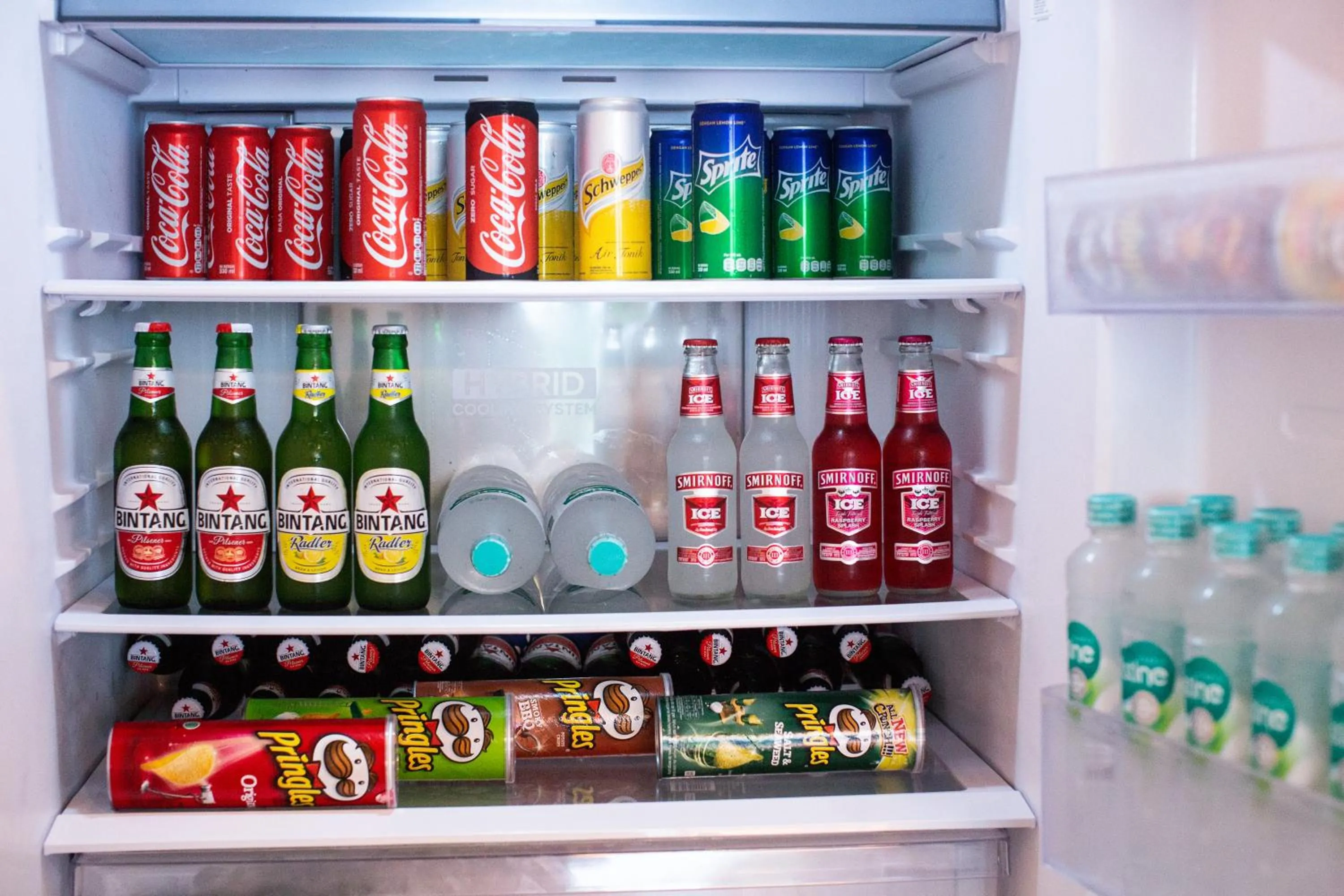 Drinks in MasBro ART Villas